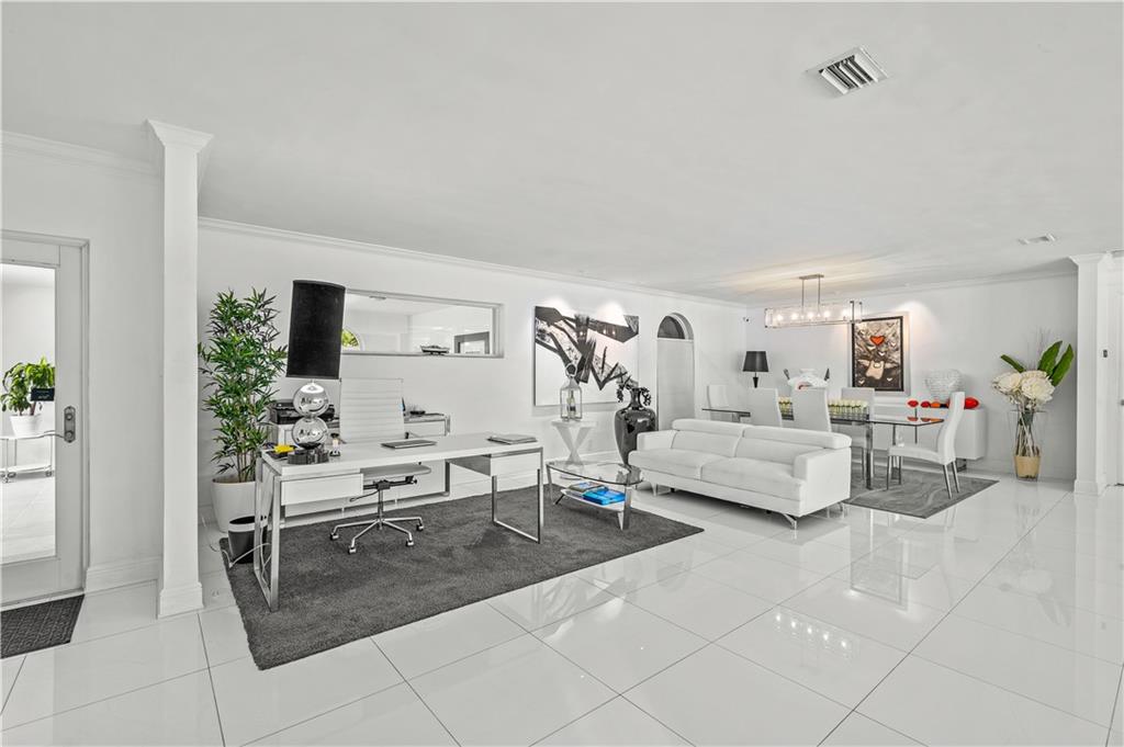 HARBOR BEACH - Residential