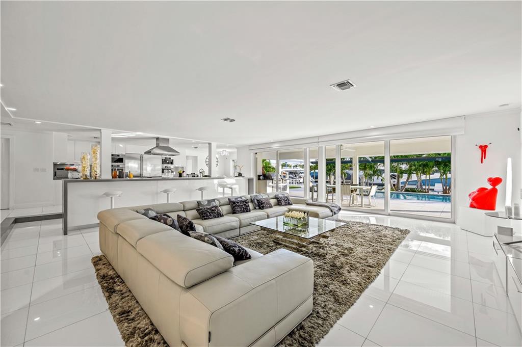 HARBOR BEACH - Residential