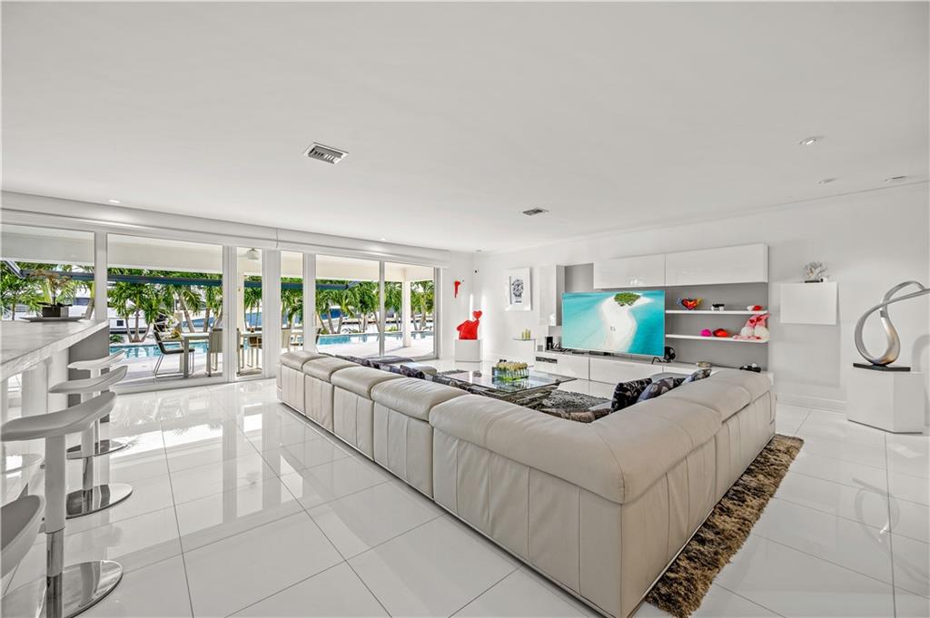 HARBOR BEACH - Residential