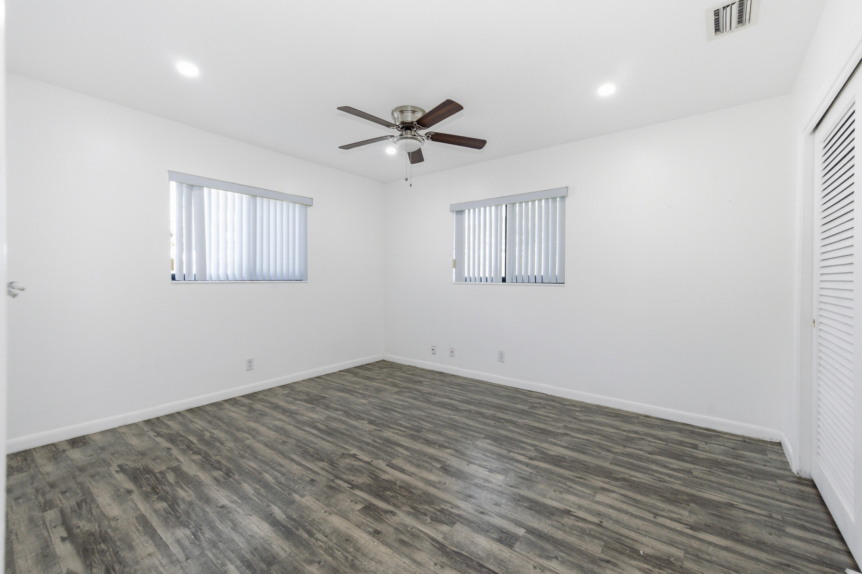 PROSPECT GARDENS - Residential Income