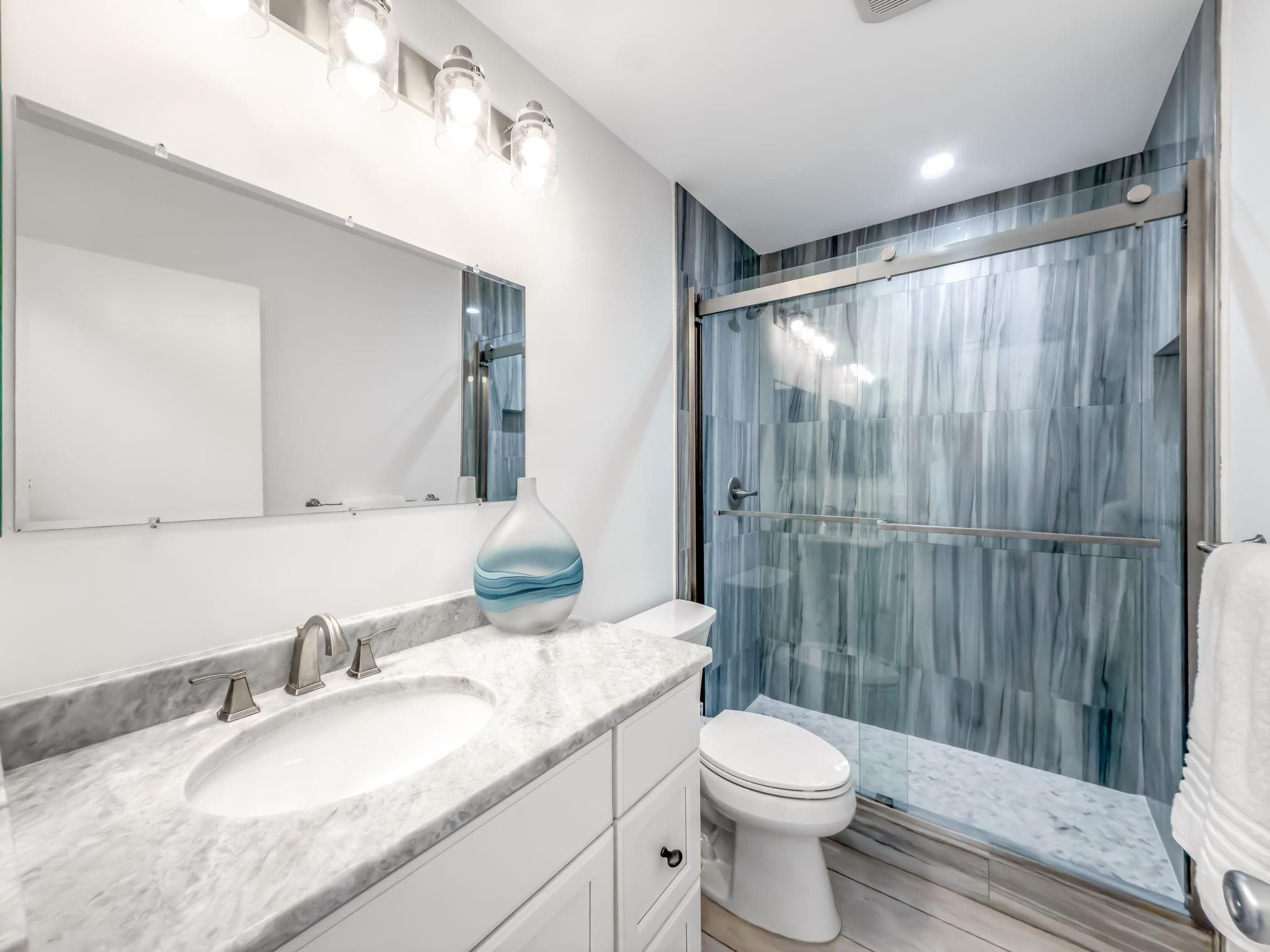 Drexel Arms Condo - Residential