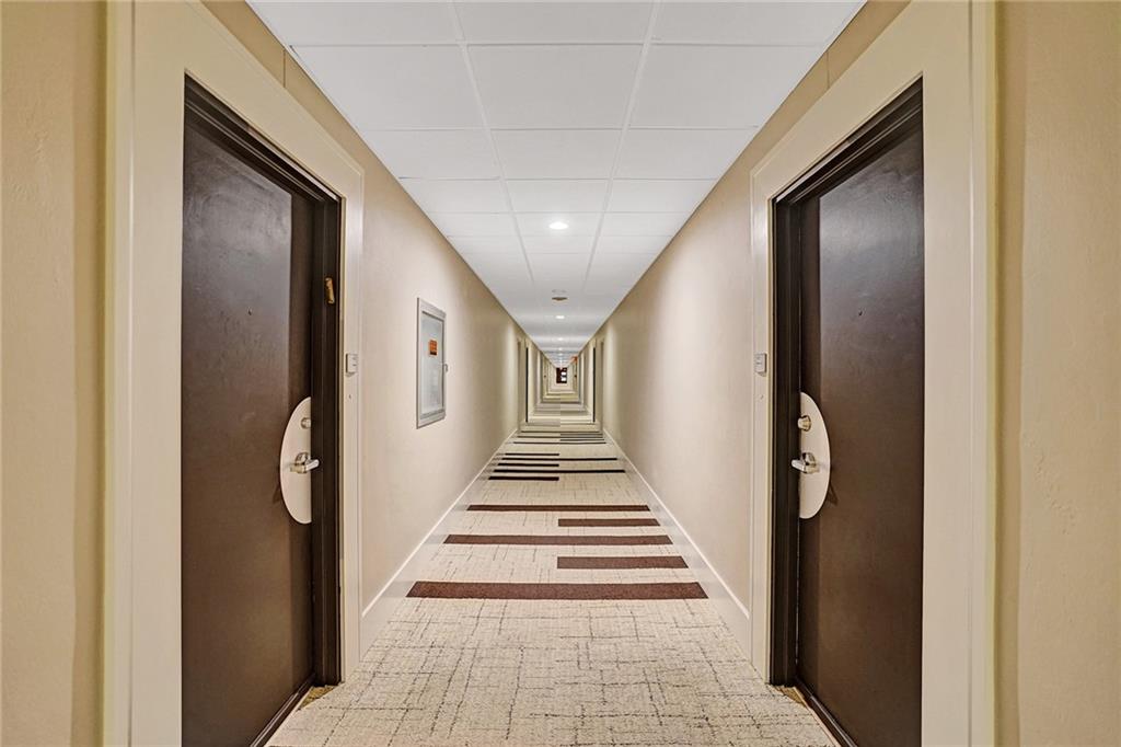 Coral Ridge Towers East - Residential