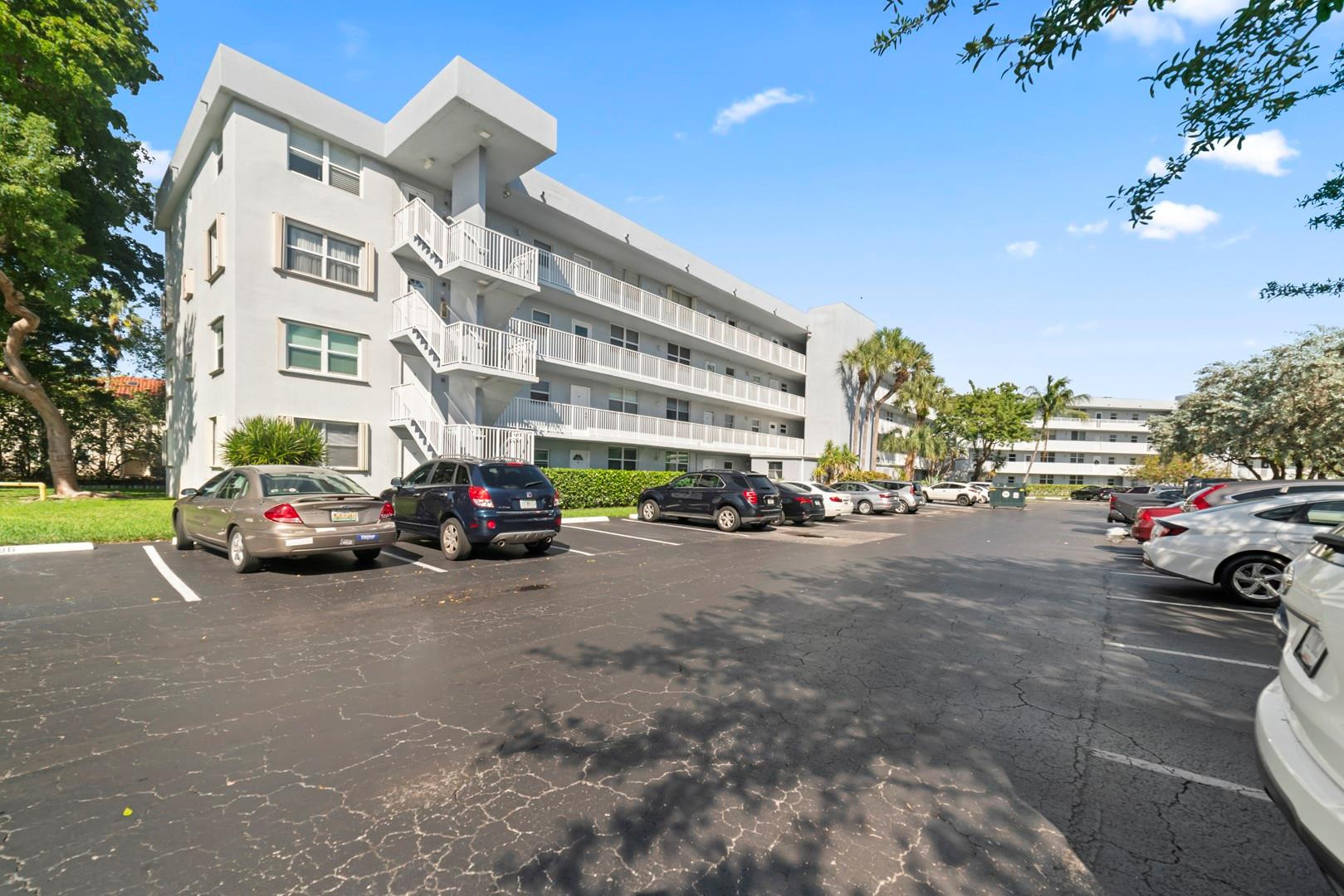 Looking for a comfortable place to call home? This bright and spacious 2 bedroom / 2 bathroom condo at Royal Park Located in a beautifully maintained, gated community with a 24-hour security guard at the entrance, you'll enjoy a truly worry-free living experience. The condo is surrounded by water, offering a beautiful canal view, manicured lawns, and plenty of open green space. You'll also have access to three sparkling swimming pools and easy walking distance to three local parks ideal for relaxing outdoors or getting fresh air whenever you like. First and security to move in. Cable and internet included! Unit is freshly painted and brand new laminate flooring. Small dog ok, no cats.