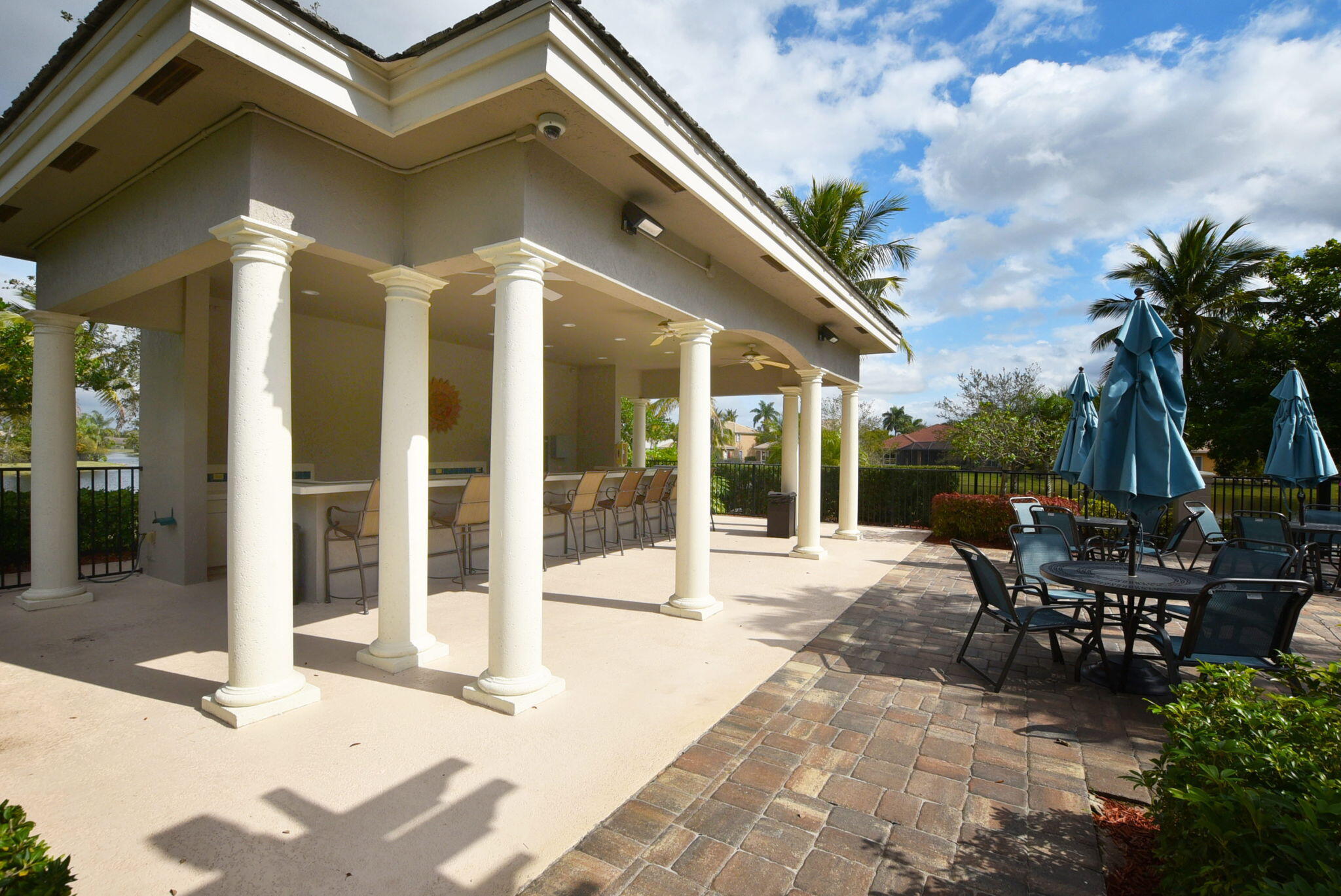 PARKLAND ISLES - Residential