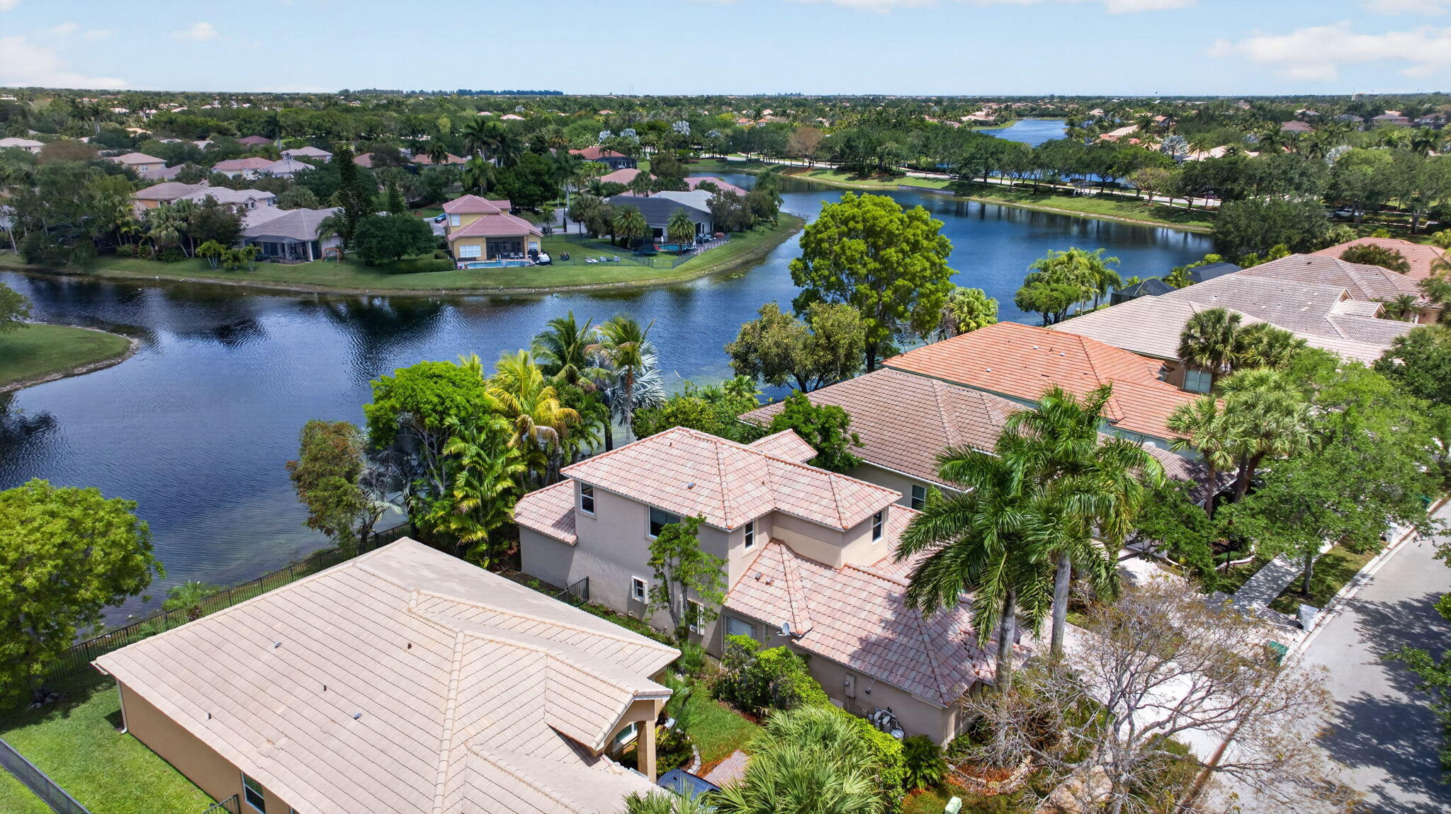 PARKLAND ISLES - Residential