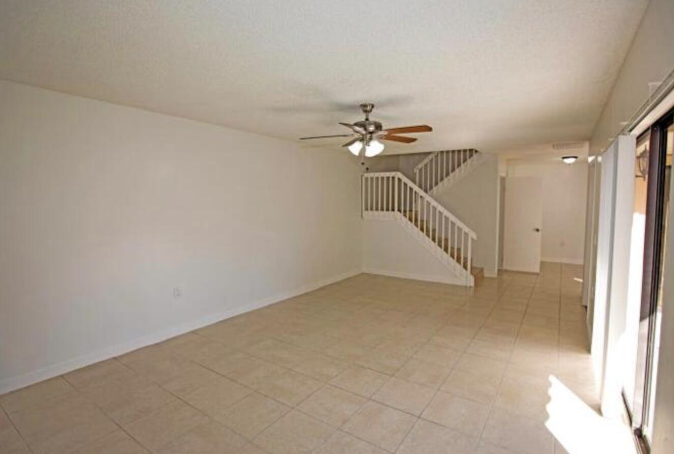 WATERSIDE LUXURY TOWNHOMES CONDO - Residential