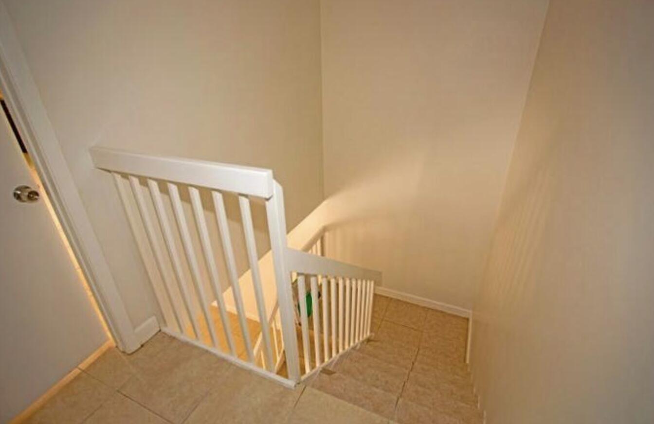 WATERSIDE LUXURY TOWNHOMES CONDO - Residential