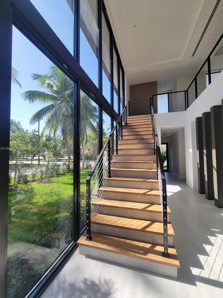 OAK HEIGHTS - Residential
