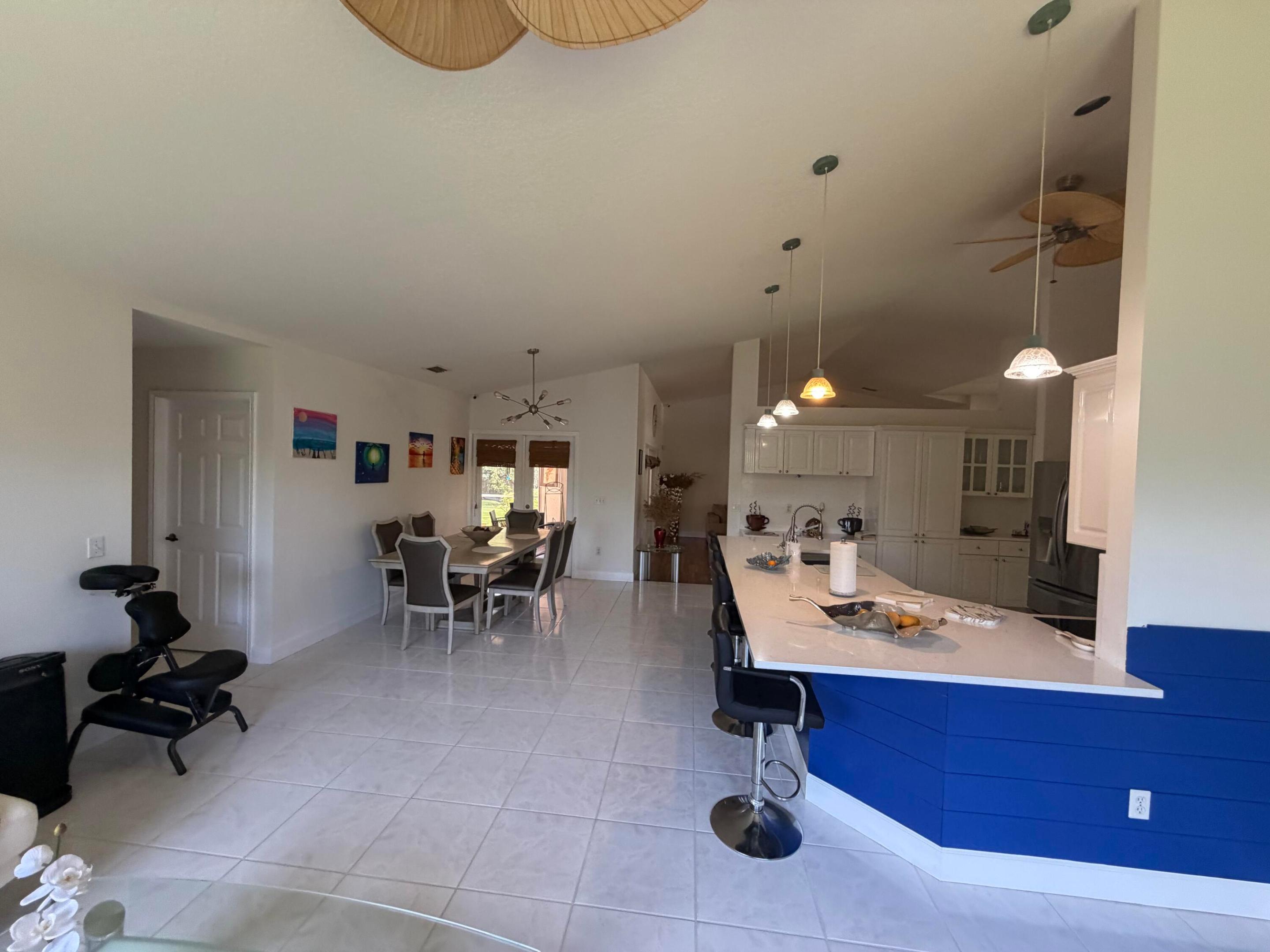 ALBERT LAKES GARDEN - Residential