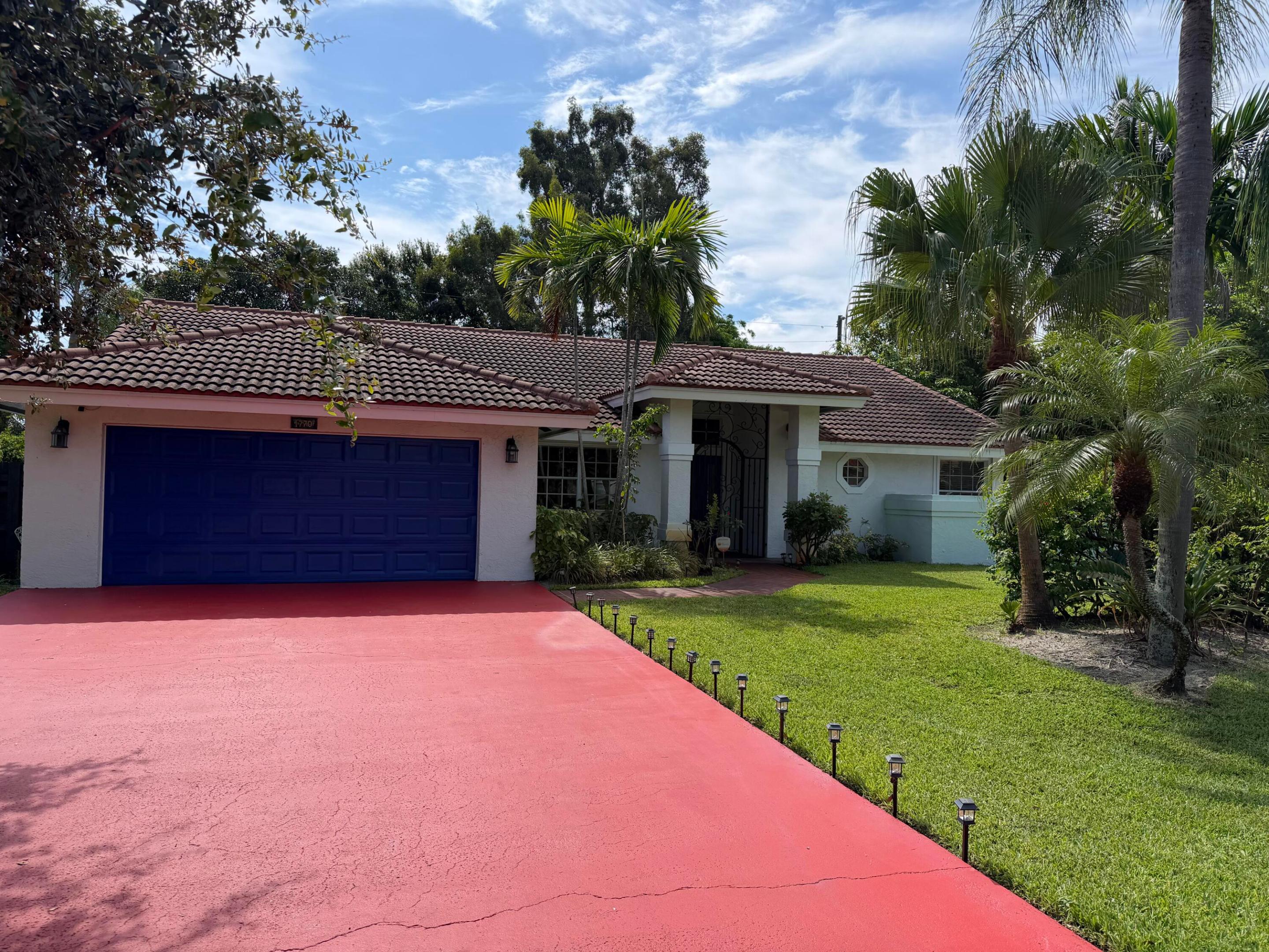ALBERT LAKES GARDEN - Residential