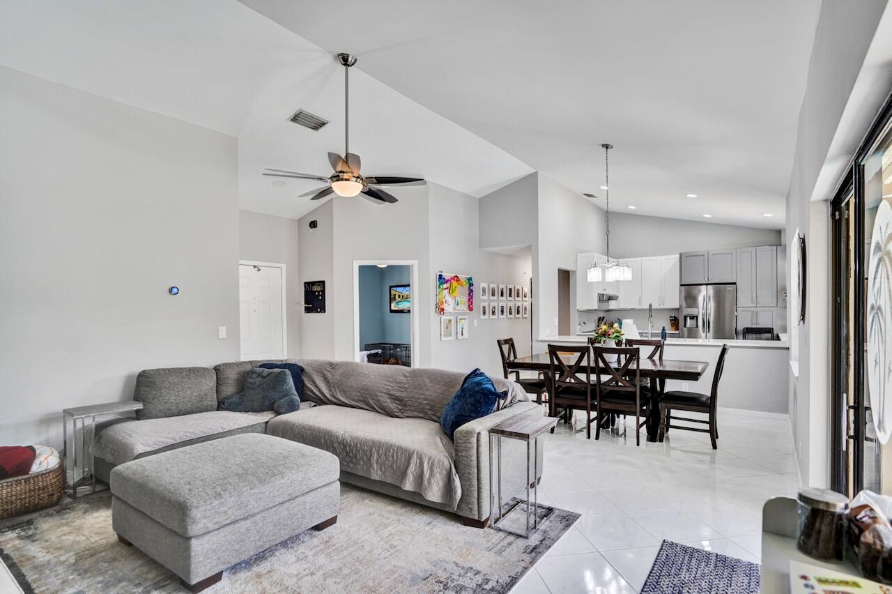 MEADOWS 300 1 - Residential