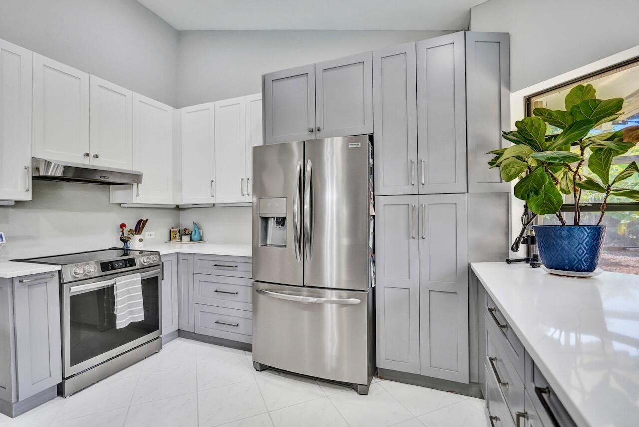 MEADOWS 300 1 - Residential