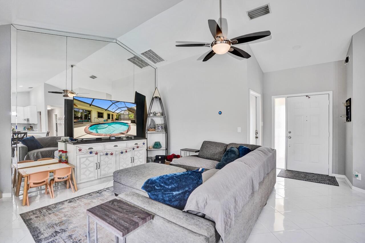 MEADOWS 300 1 - Residential