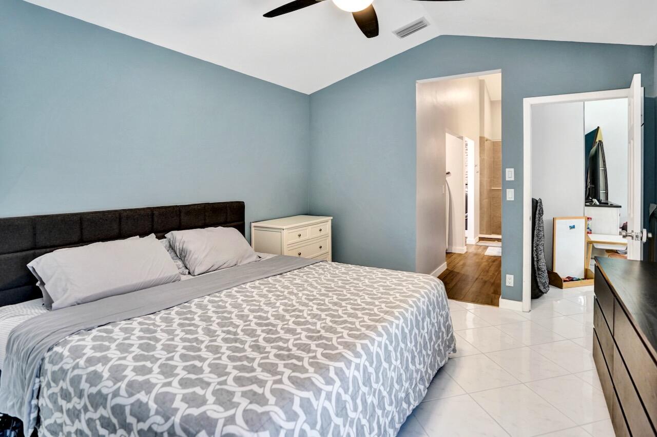MEADOWS 300 1 - Residential