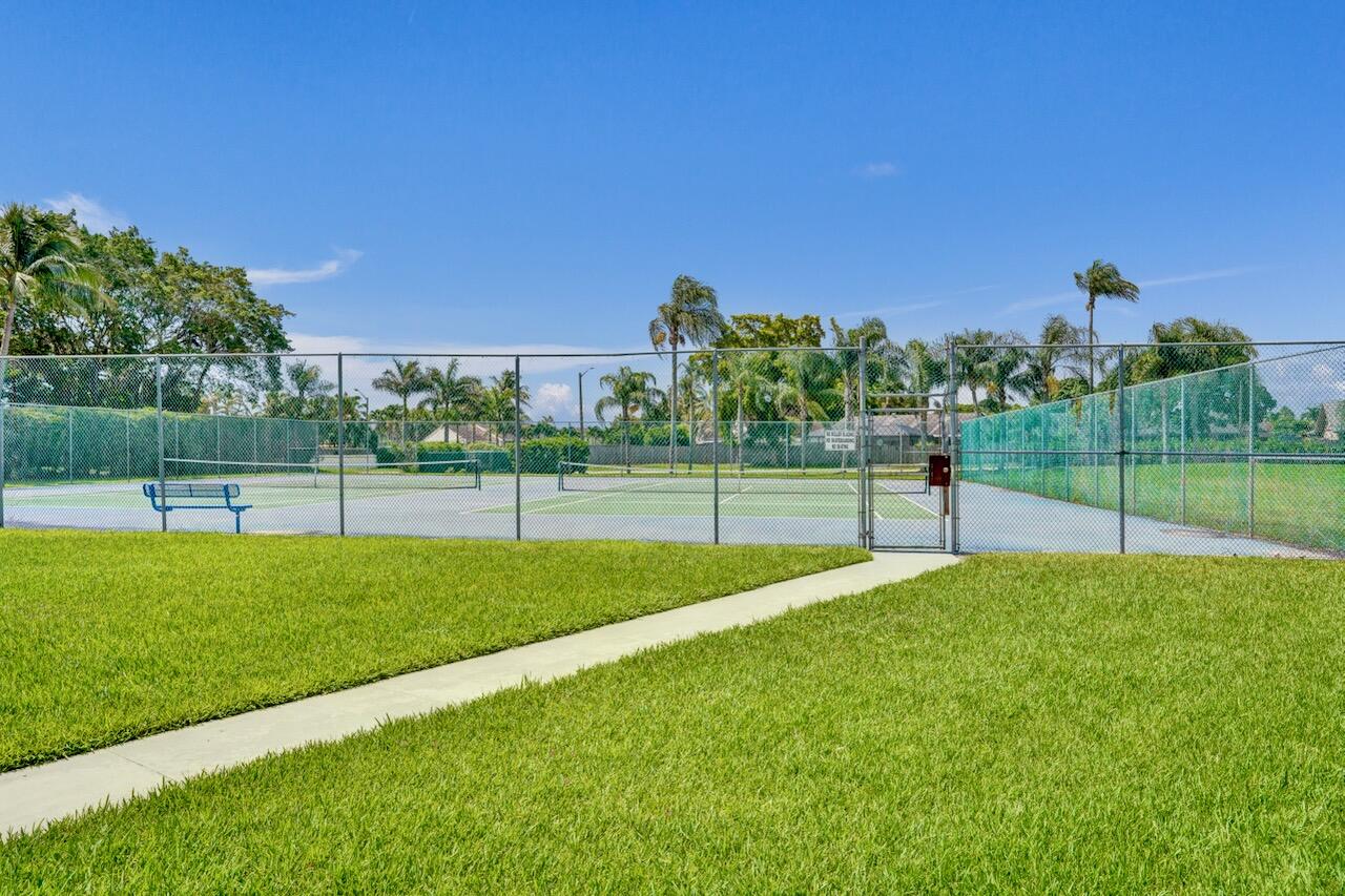 MEADOWS 300 1 - Residential