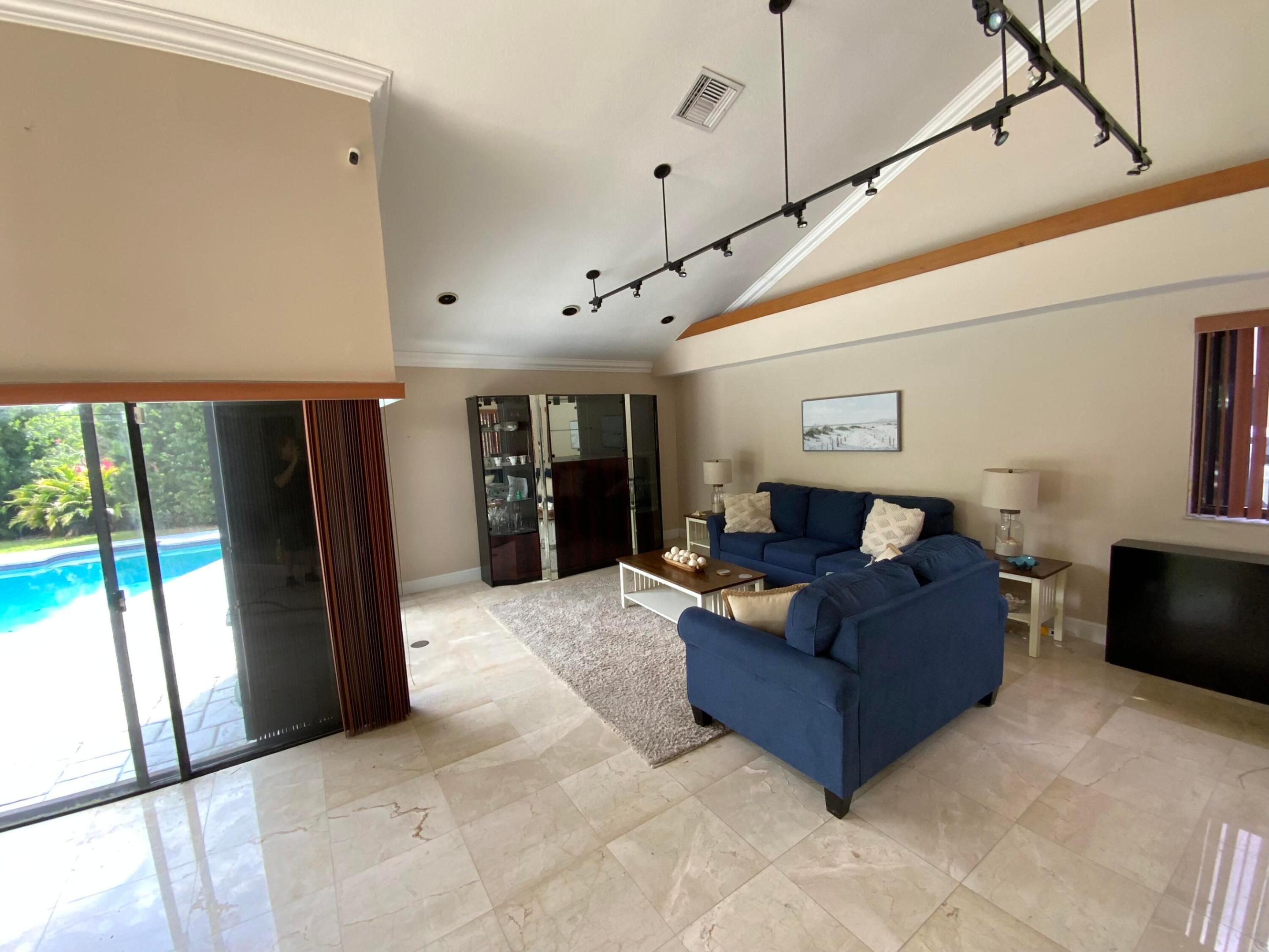 Pebble Creek At Jacaranda 83-4 B - Residential