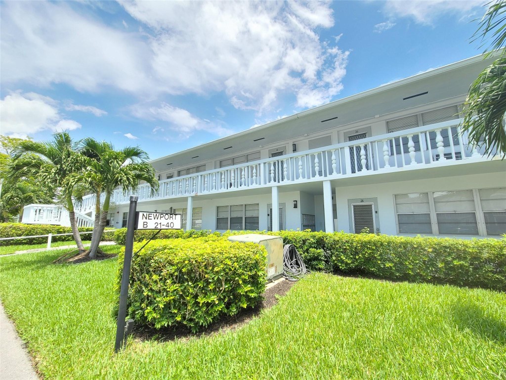 CENTURY VILLAGE - Residential