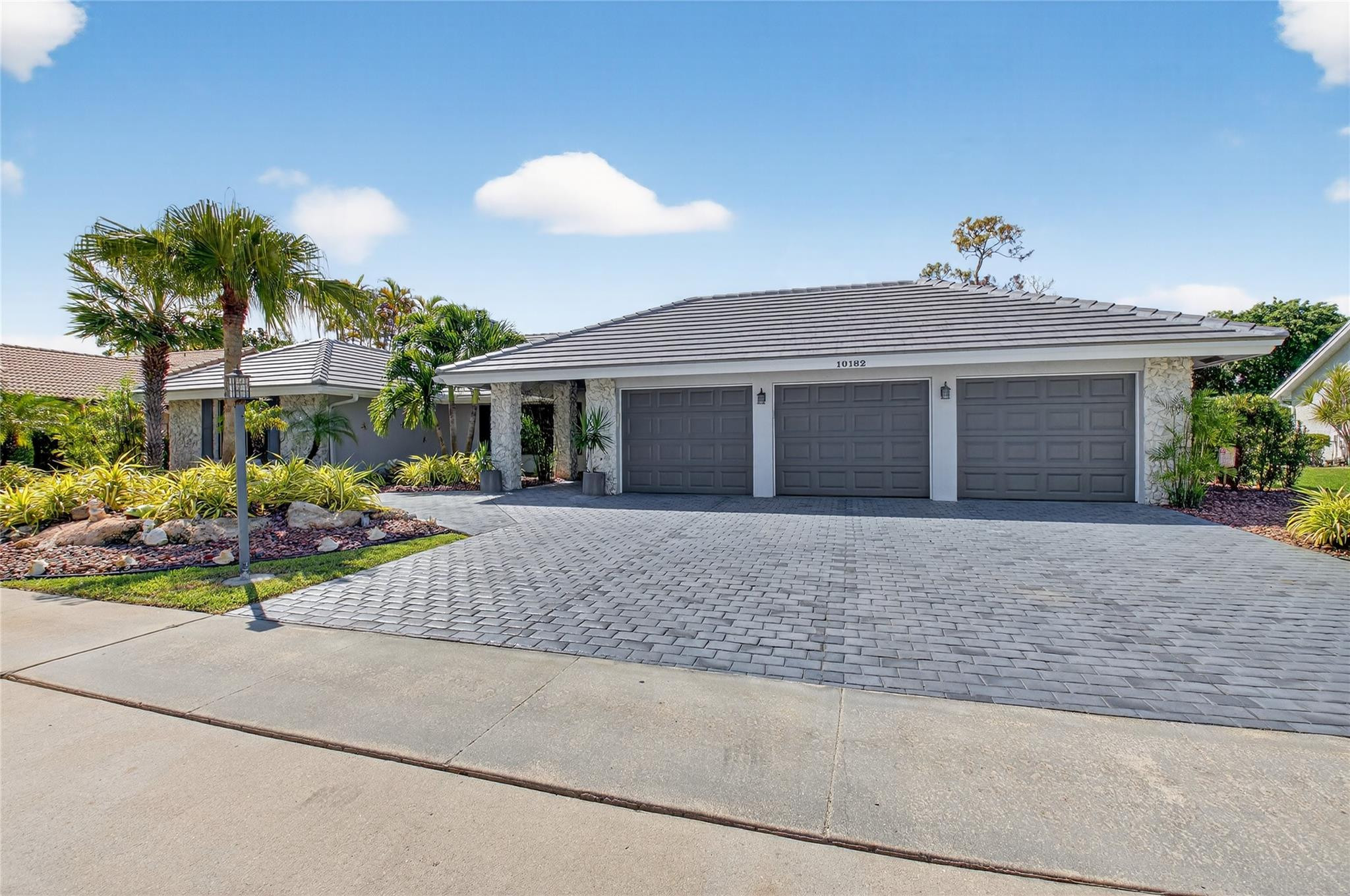 Boca Woods Country Club - Residential