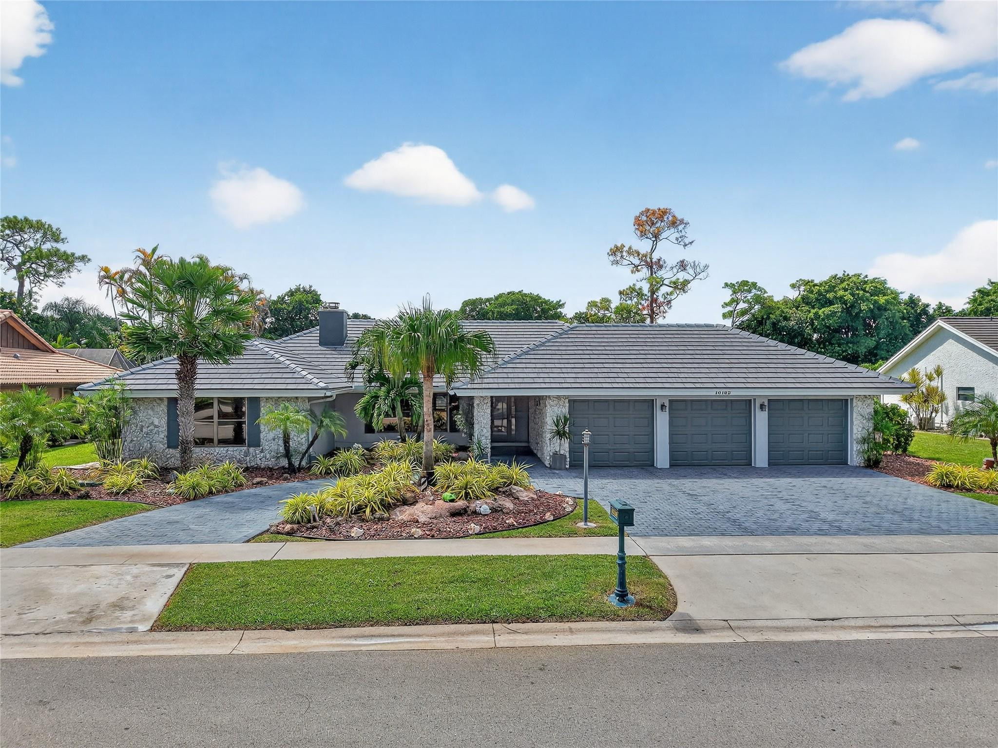 Boca Woods Country Club - Residential