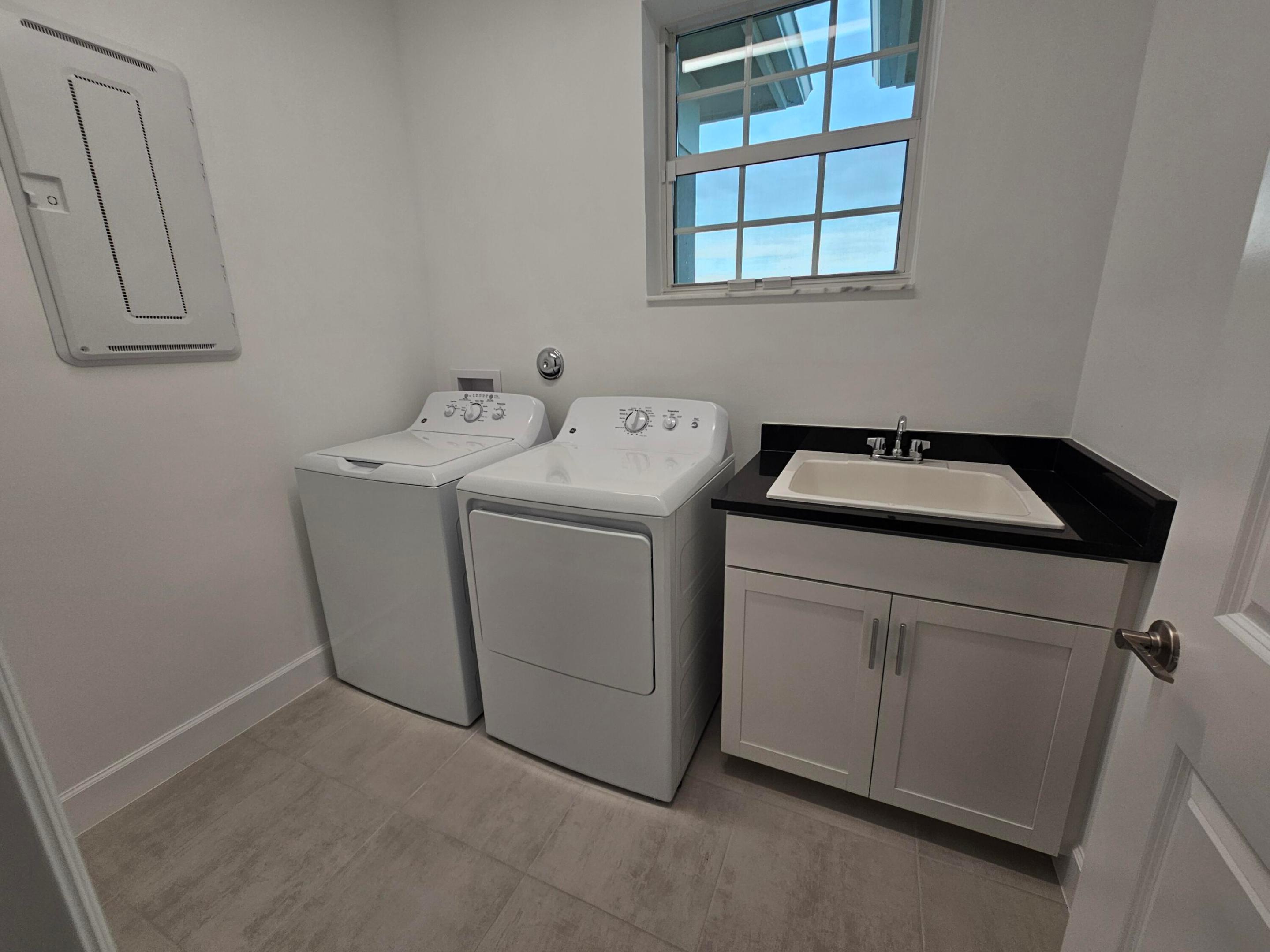 ARDEN PUD POD G NORTH - Residential Lease