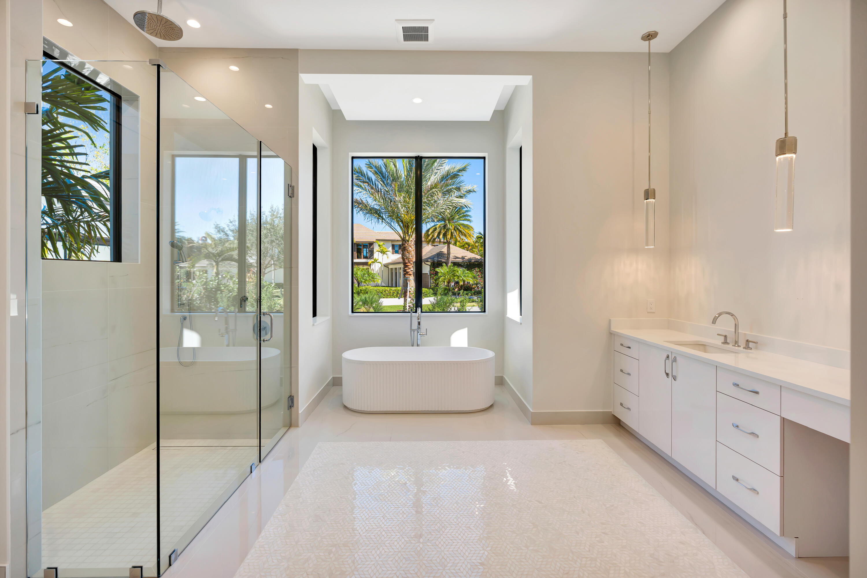 ADMIRALS COVE - Residential
