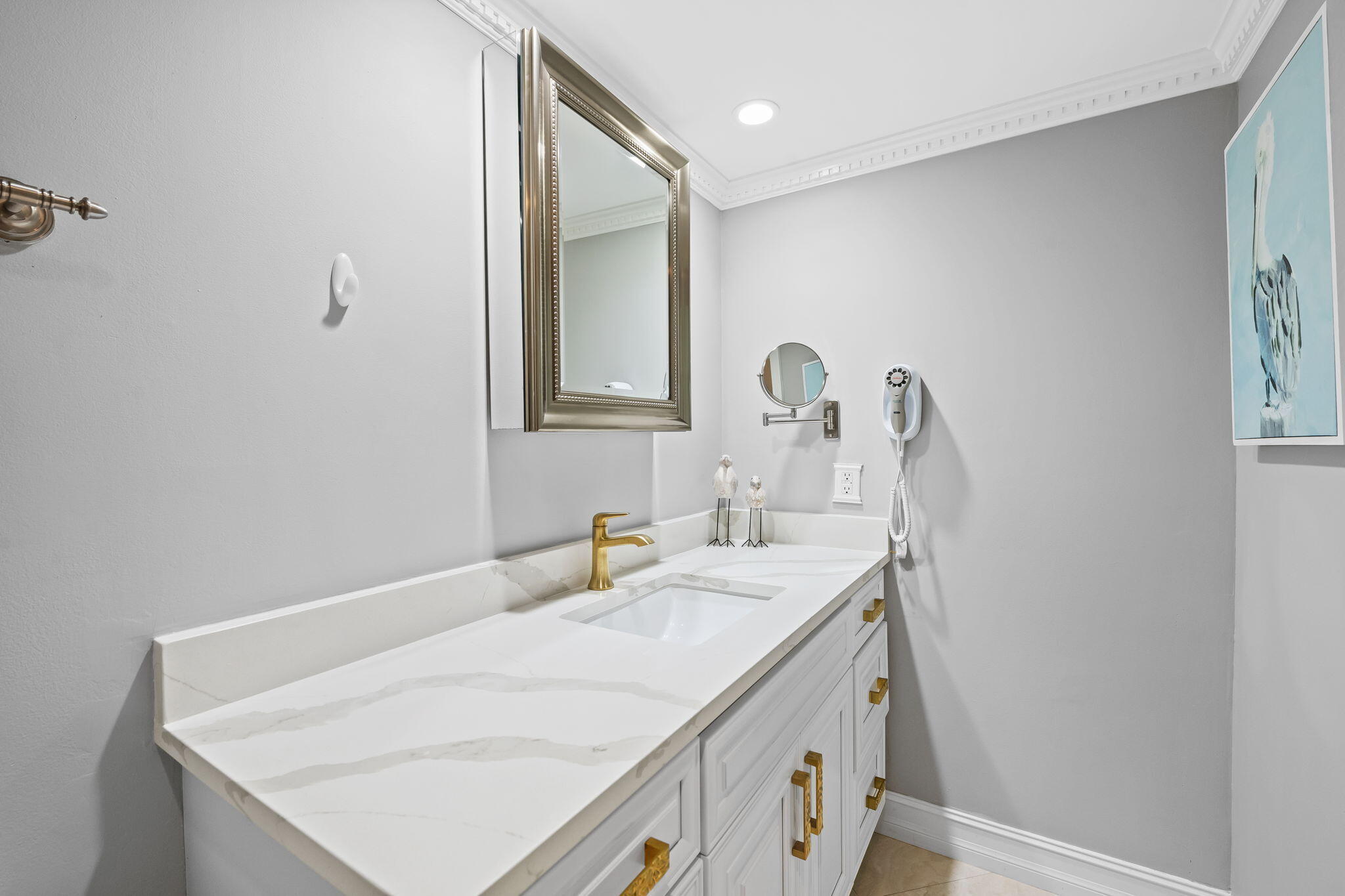 SEAGATE OF HIGHLAND CONDO - Residential