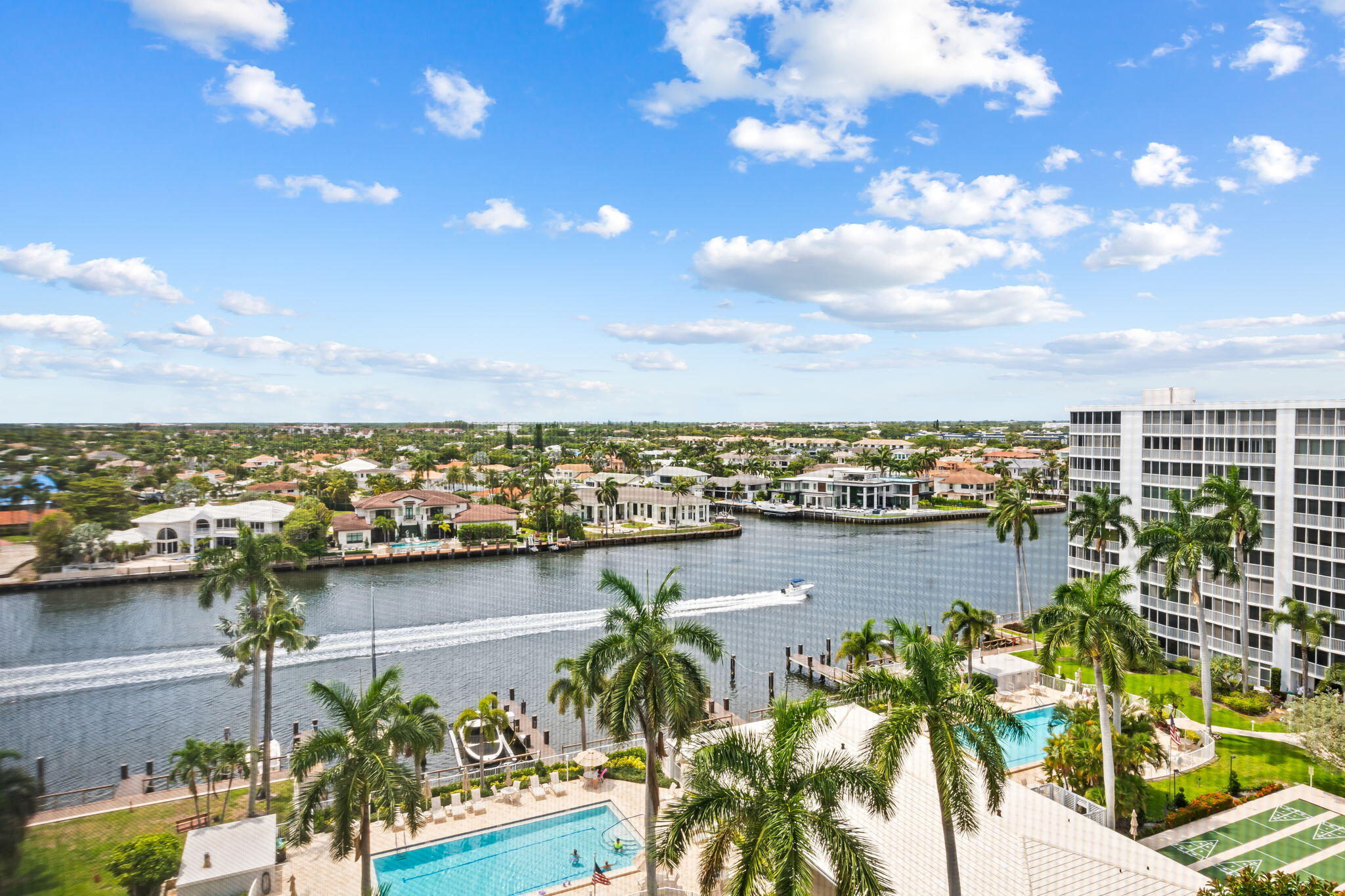 SEAGATE OF HIGHLAND CONDO - Residential