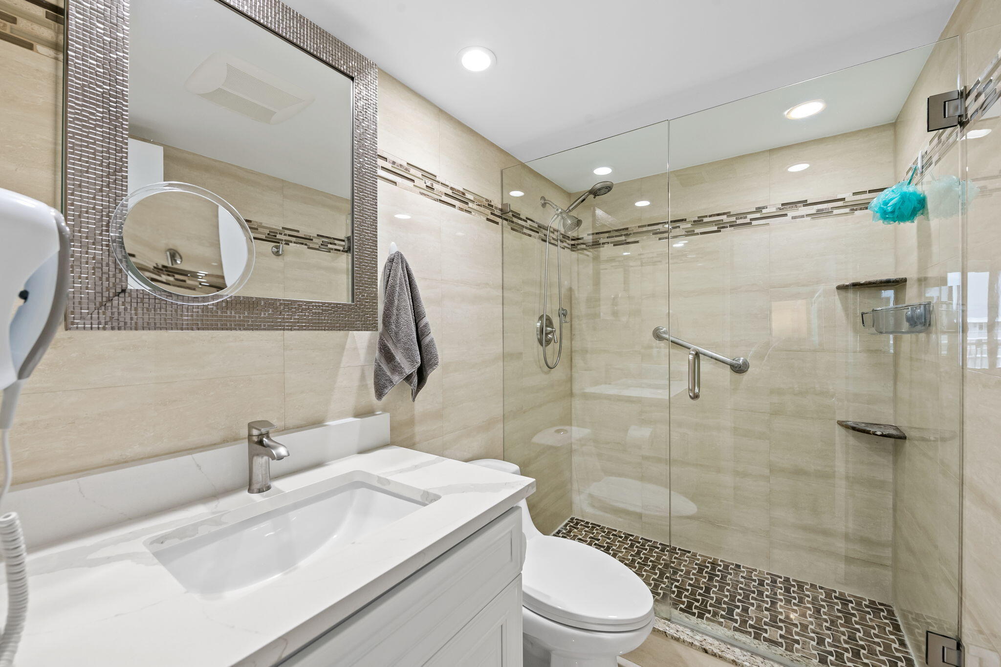 SEAGATE OF HIGHLAND CONDO - Residential