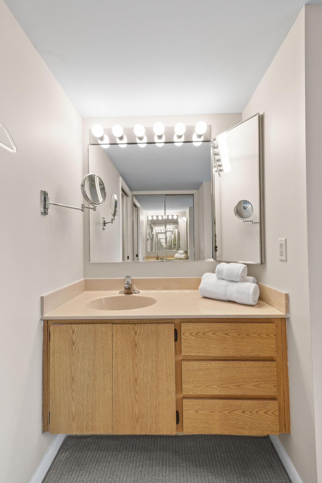 OCEAN AT THE BLUFFS SOUTH - Residential Lease