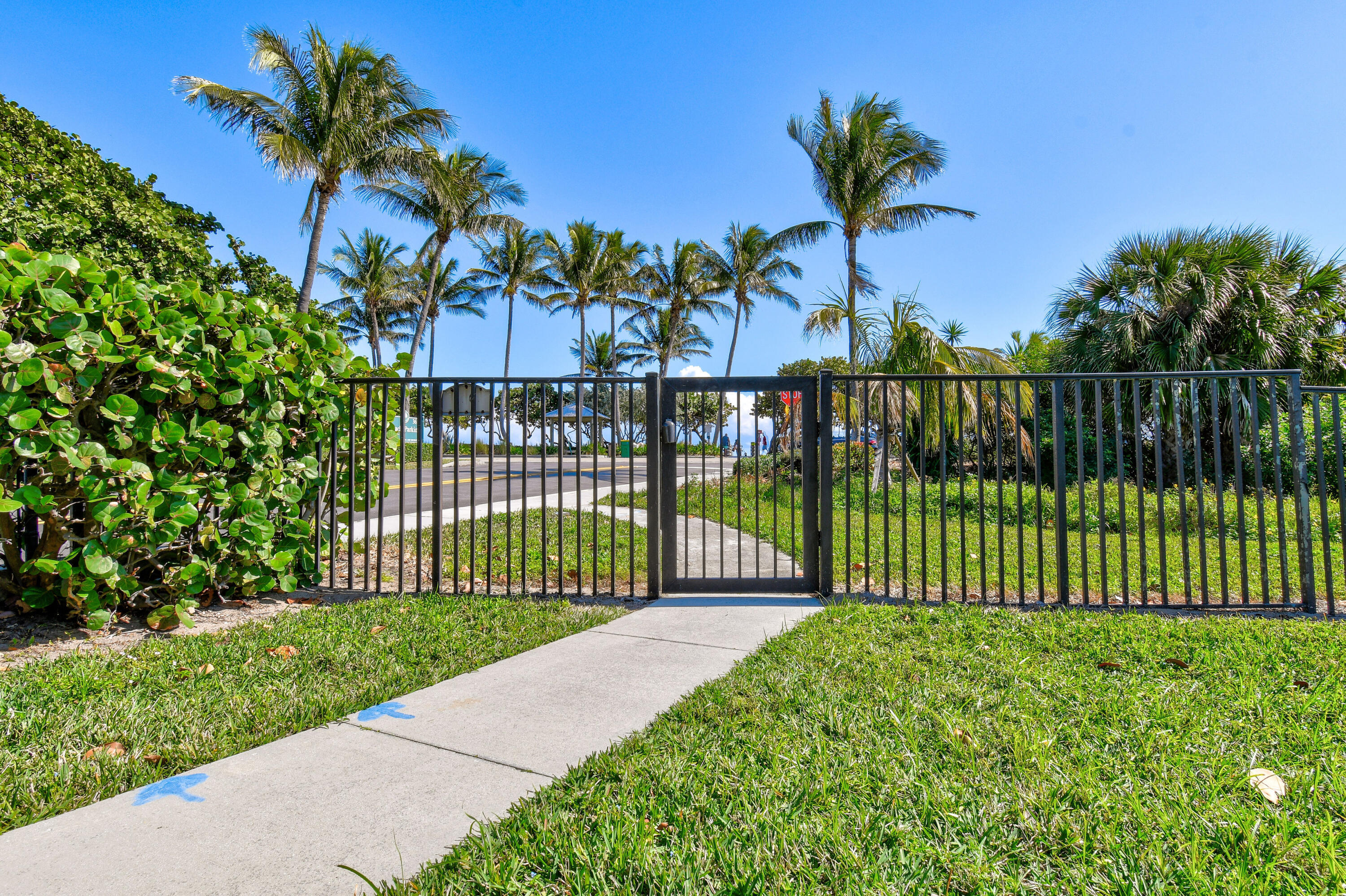 OCEAN AT THE BLUFFS SOUTH - Residential Lease