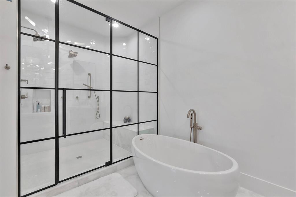 ENCLAVE - Residential