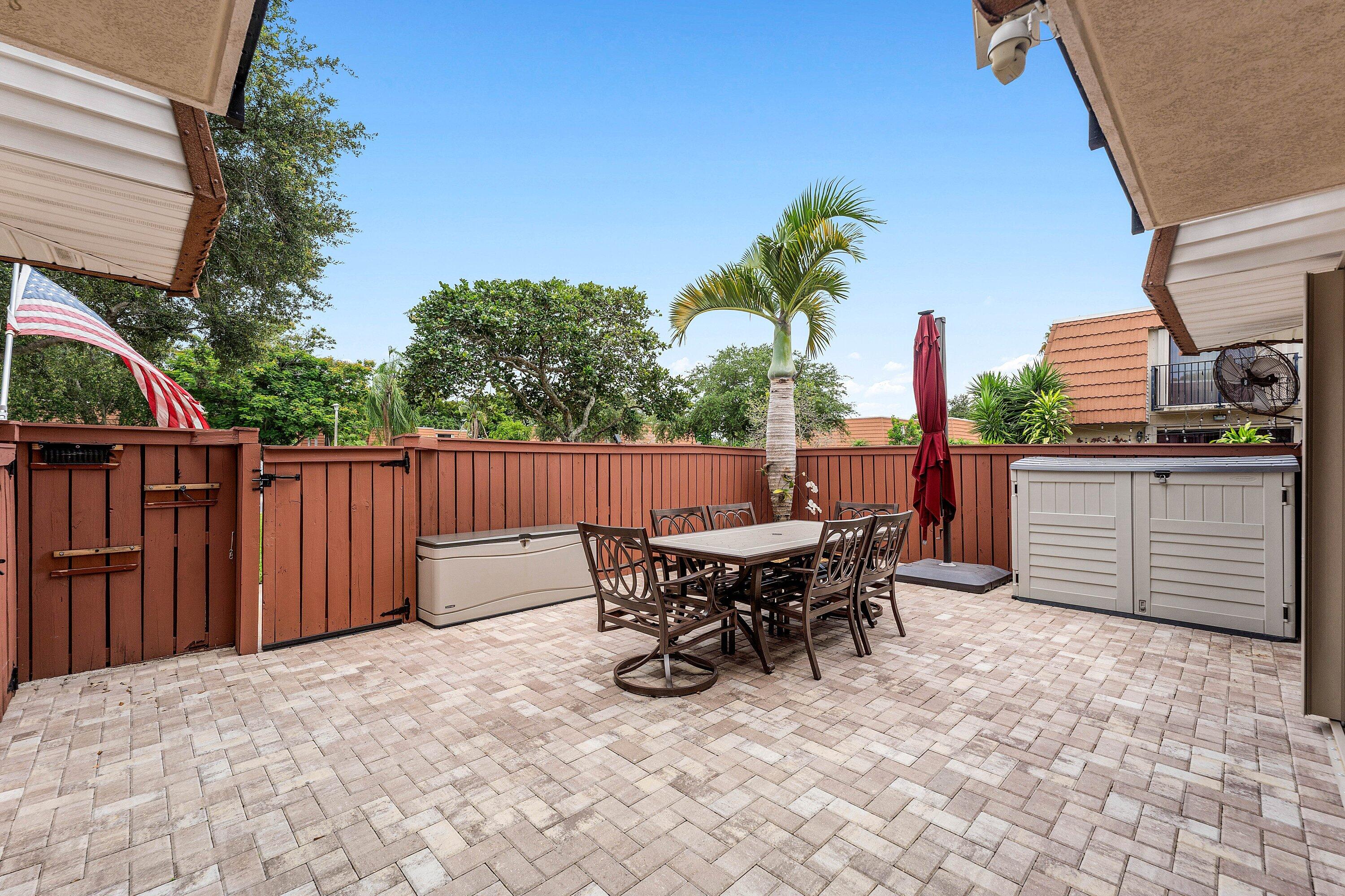 WATERFORD COURTYARDS - Residential
