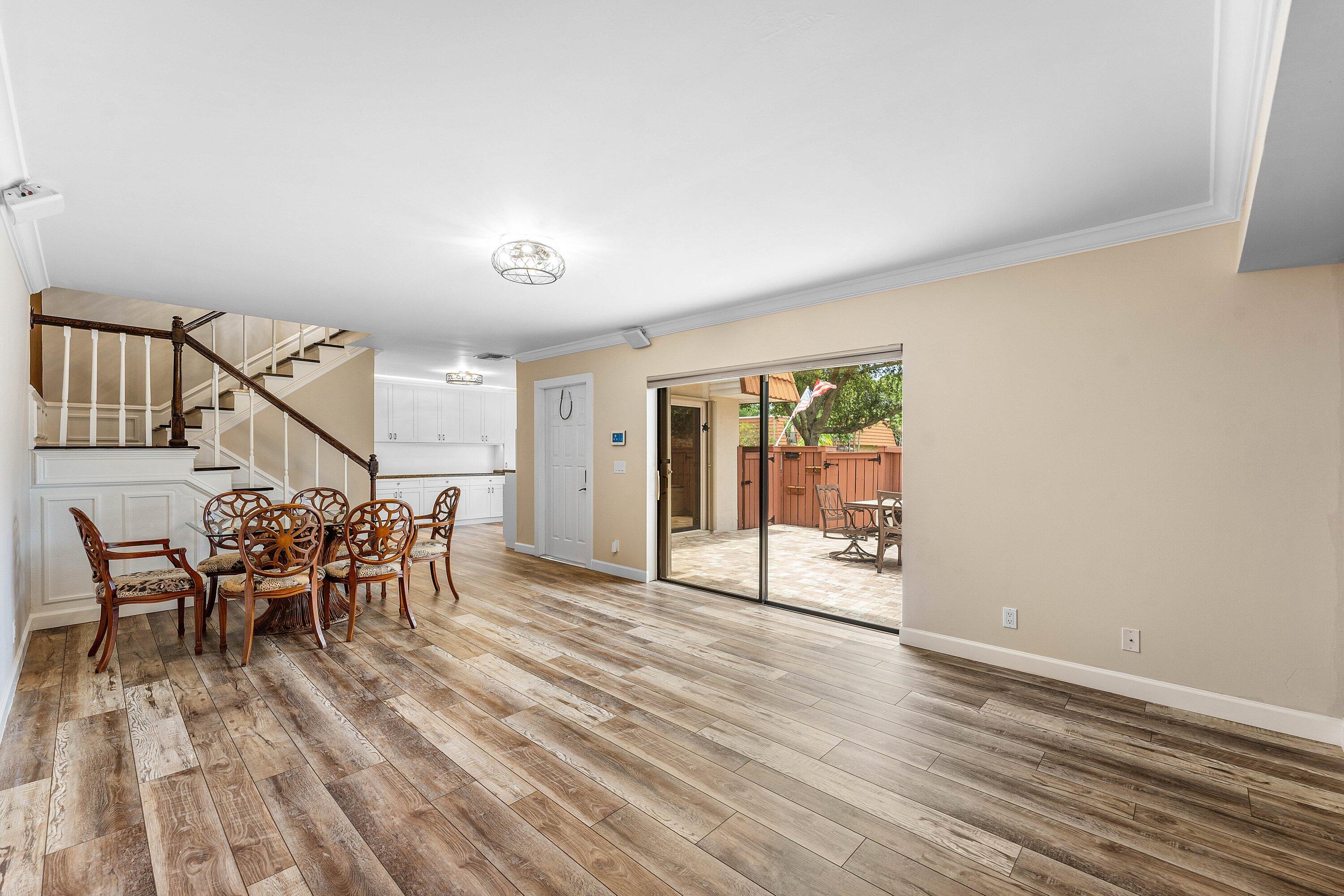 WATERFORD COURTYARDS - Residential