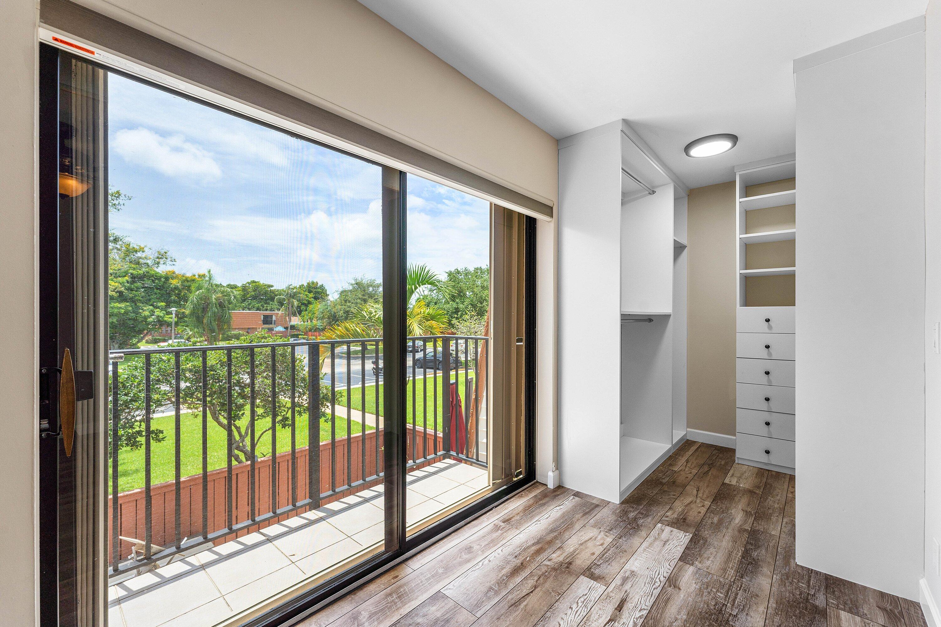 WATERFORD COURTYARDS - Residential