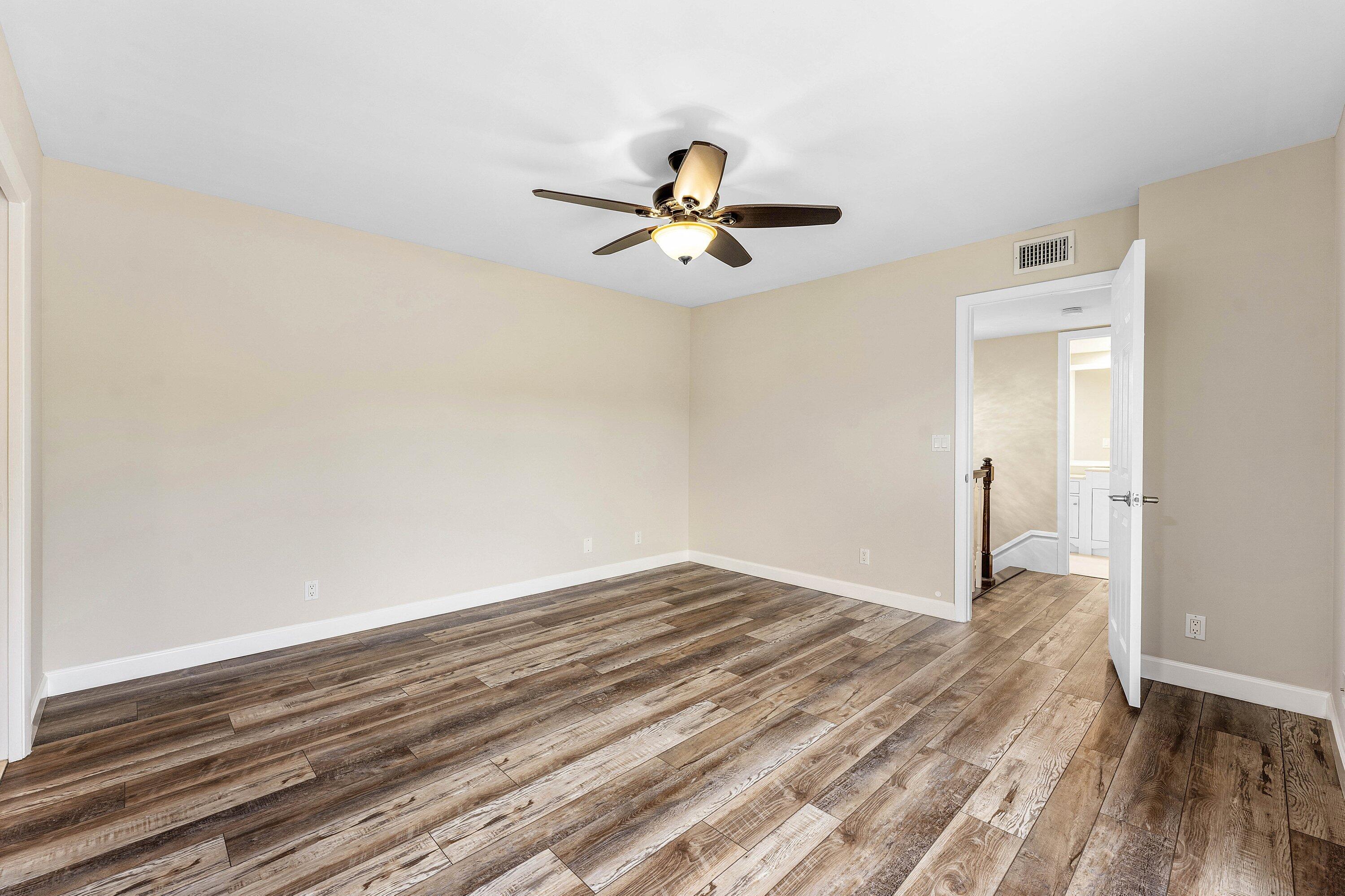WATERFORD COURTYARDS - Residential