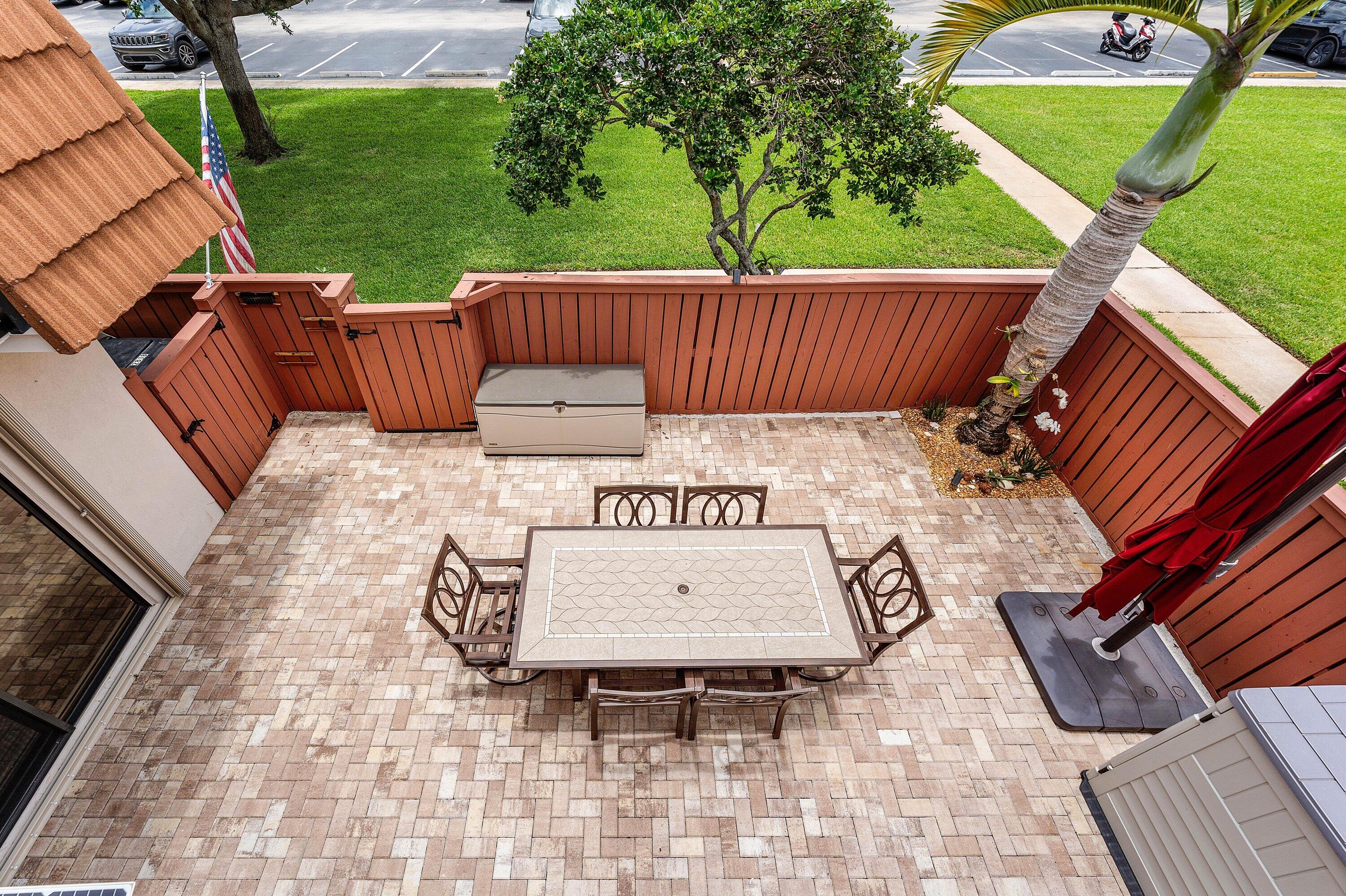 WATERFORD COURTYARDS - Residential