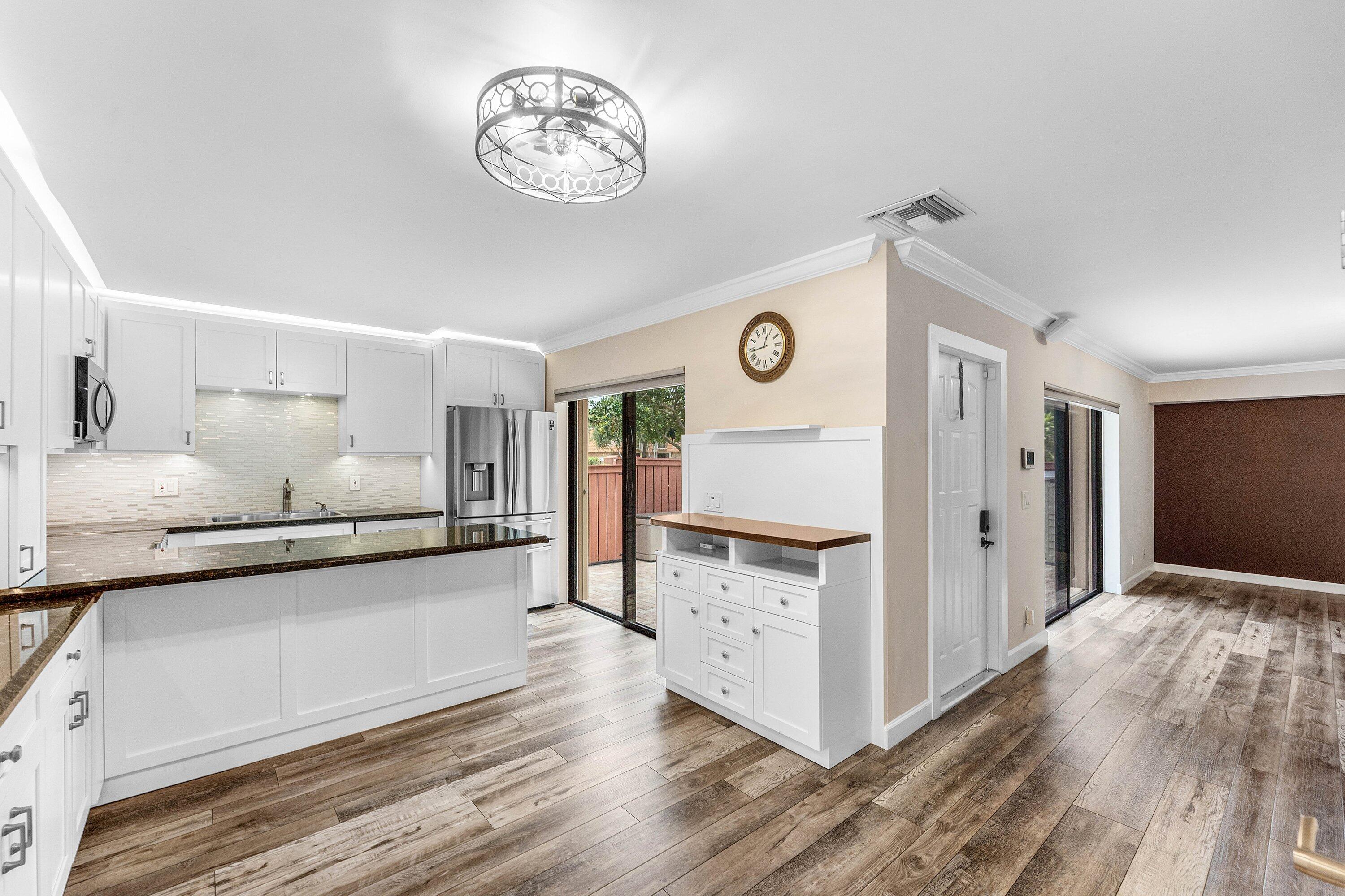 WATERFORD COURTYARDS - Residential