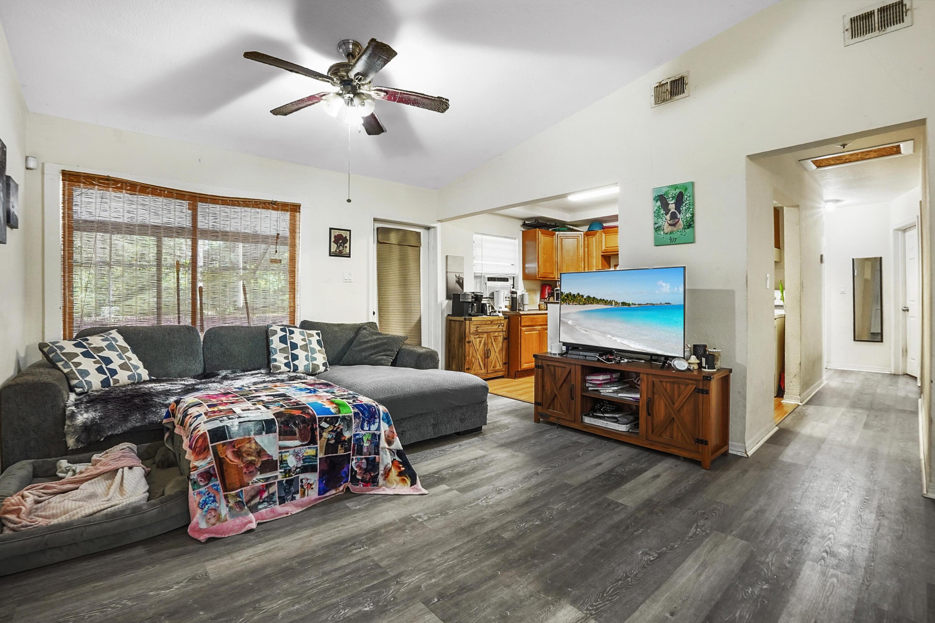 INDIAN RIVER ESTATES - Residential