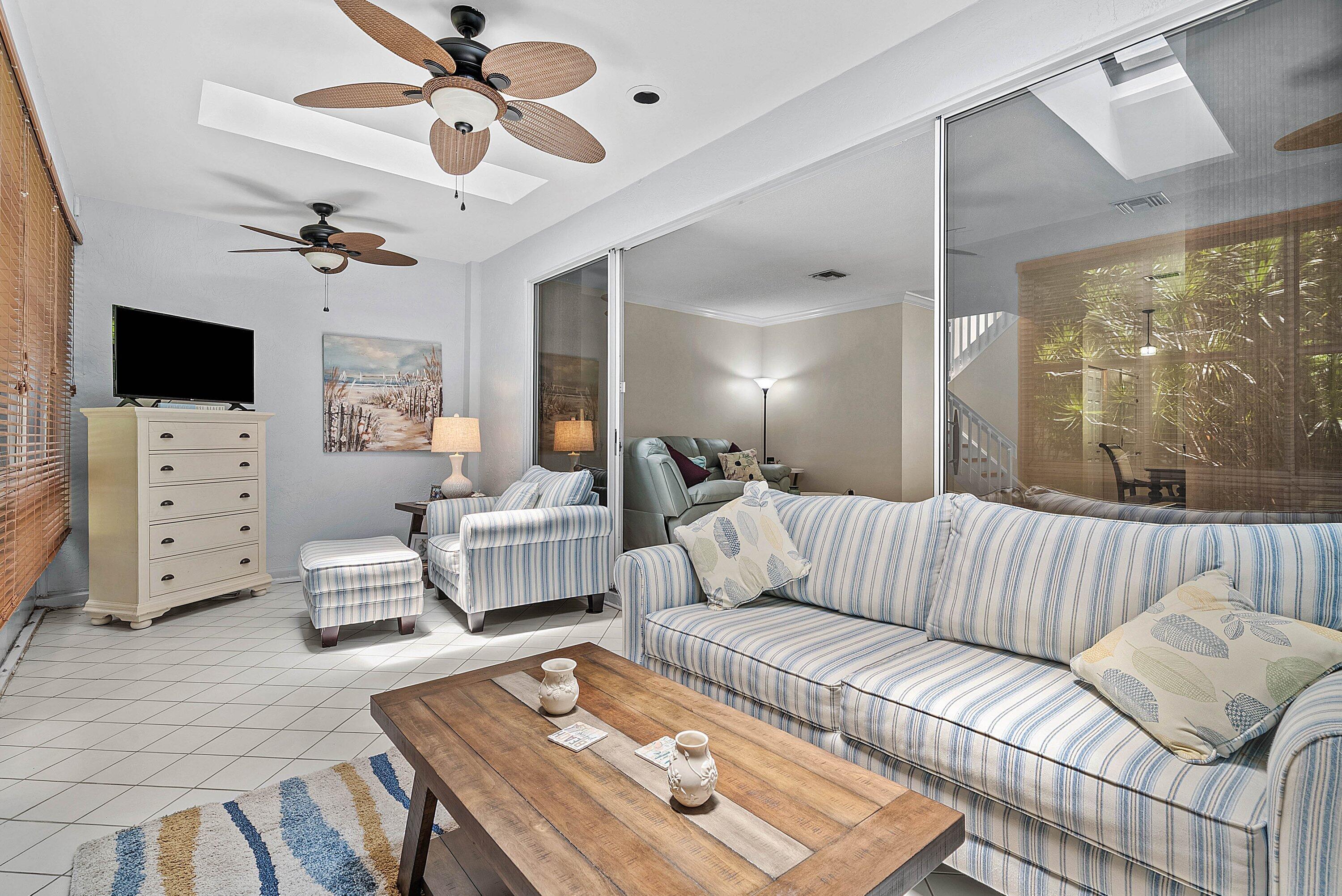 PLUM AT BOCA POINTE CONDOS ONE THRU 15 FILED IN OR - Residential