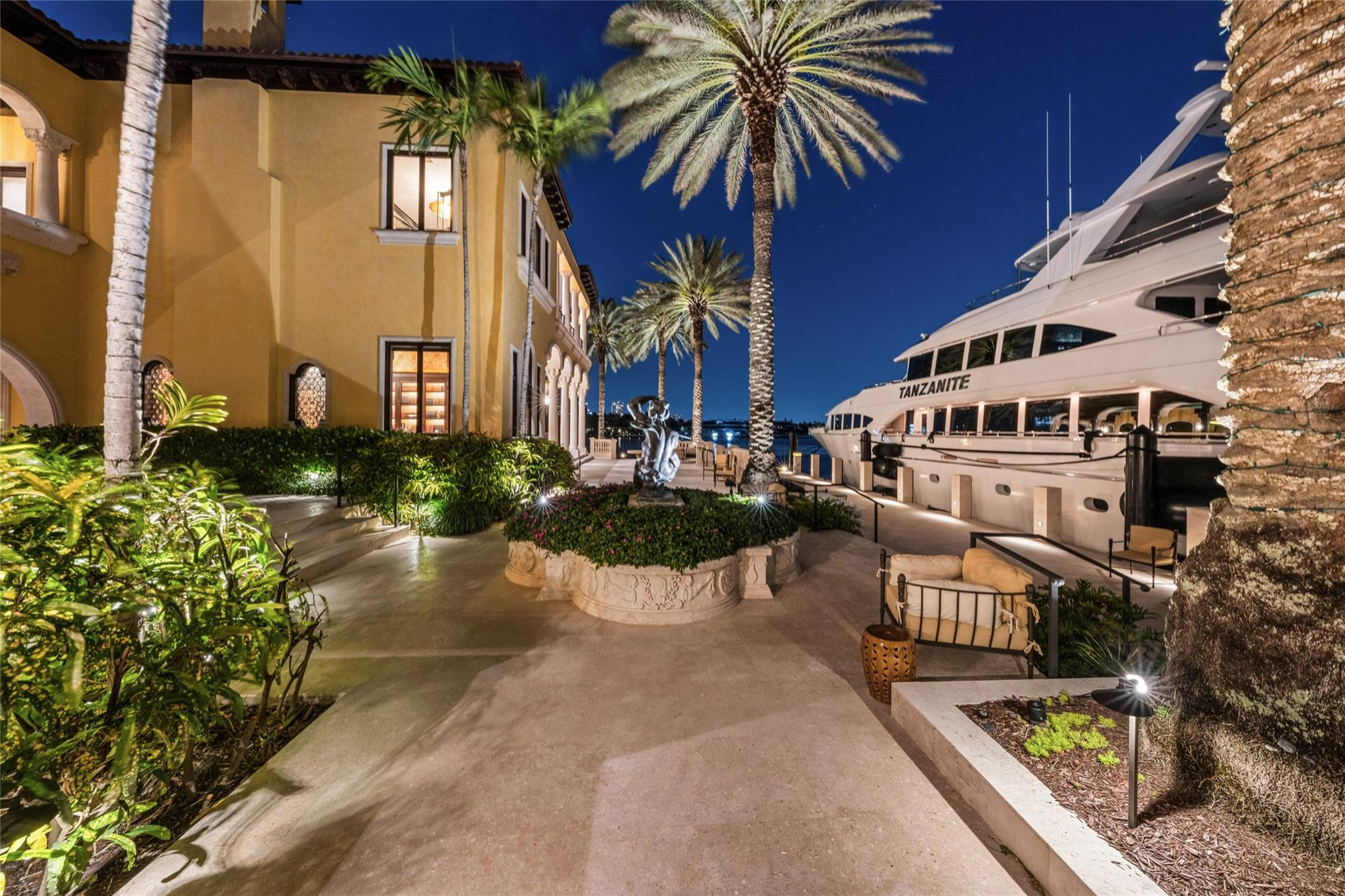 HARBOR BEACH - Residential