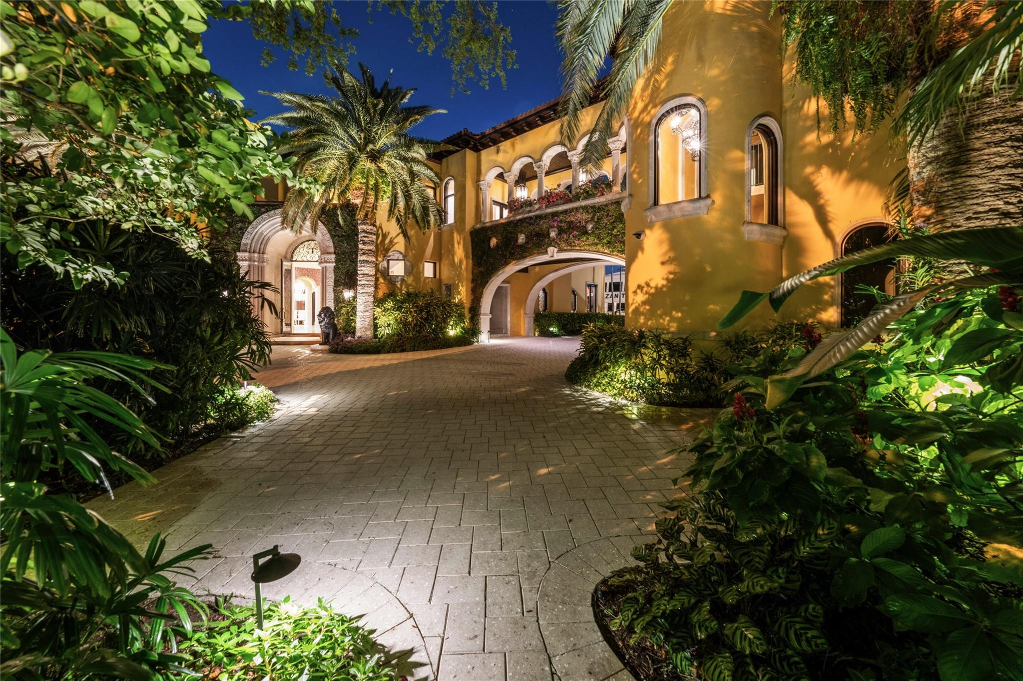HARBOR BEACH - Residential