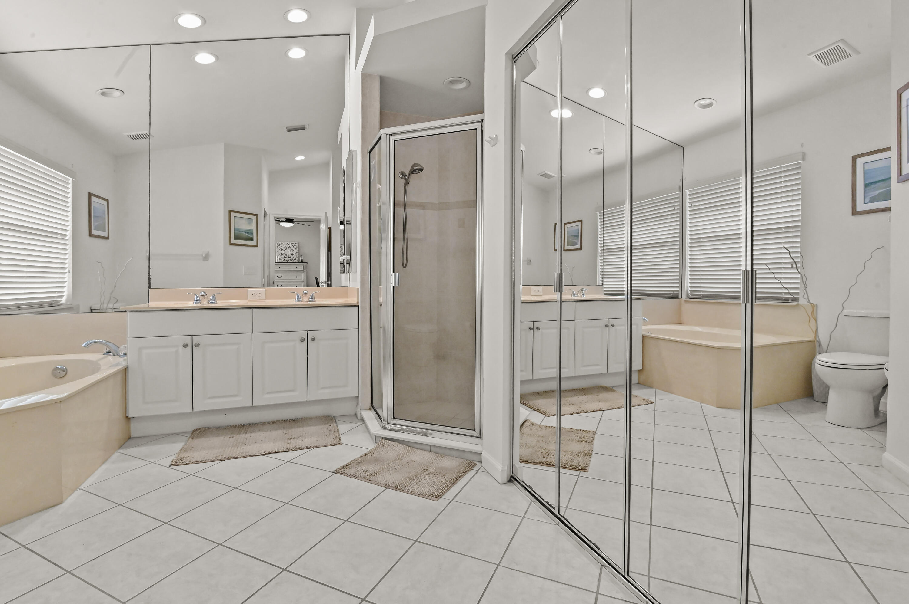 NORTH PALM BEACH HEIGHTS - Residential