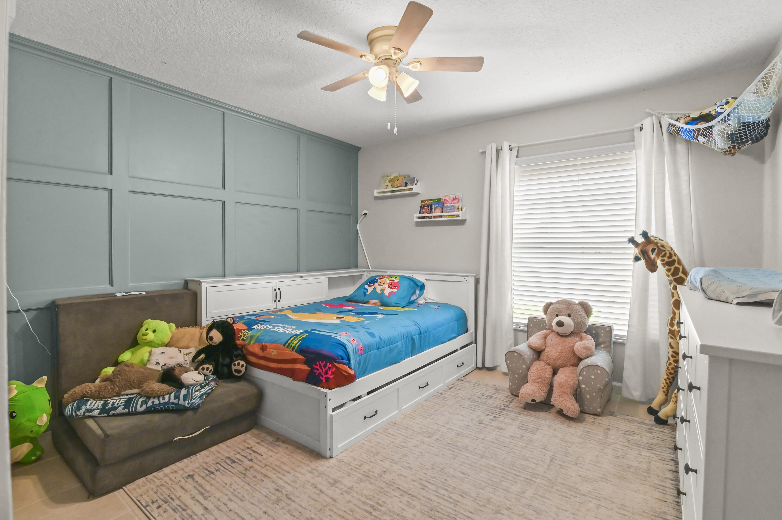 NORTH PALM BEACH HEIGHTS - Residential