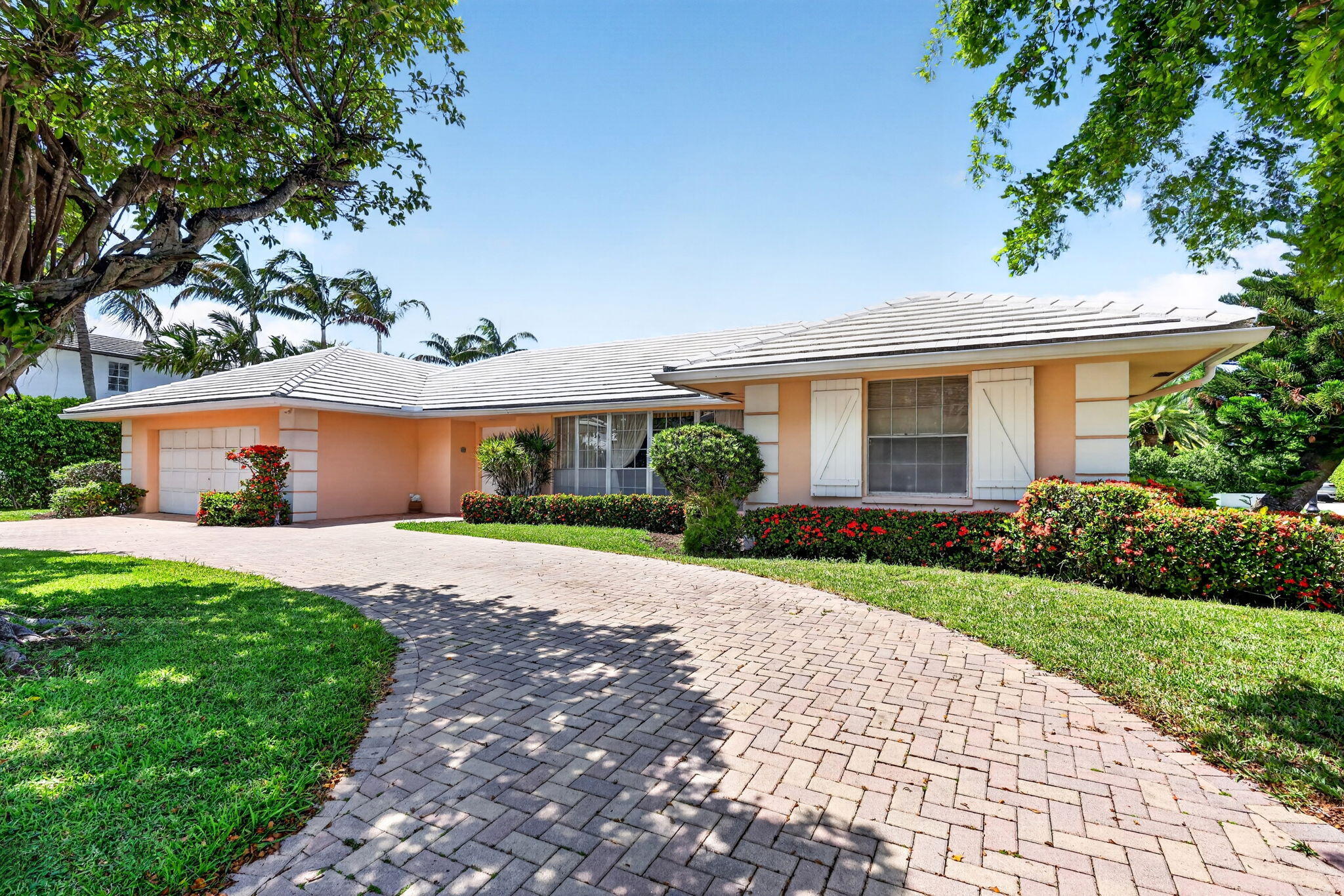 EAST SHORE - Residential