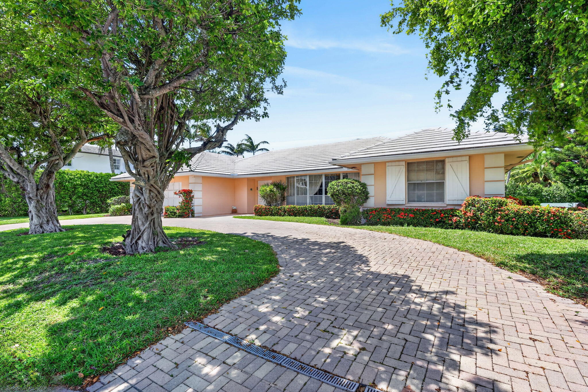 EAST SHORE - Residential
