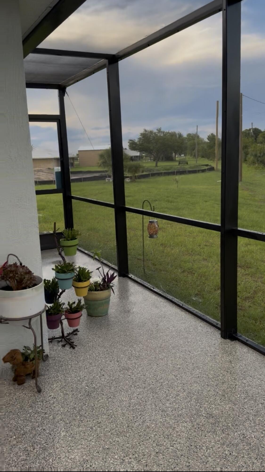 EDGEWATER ACRES - Residential