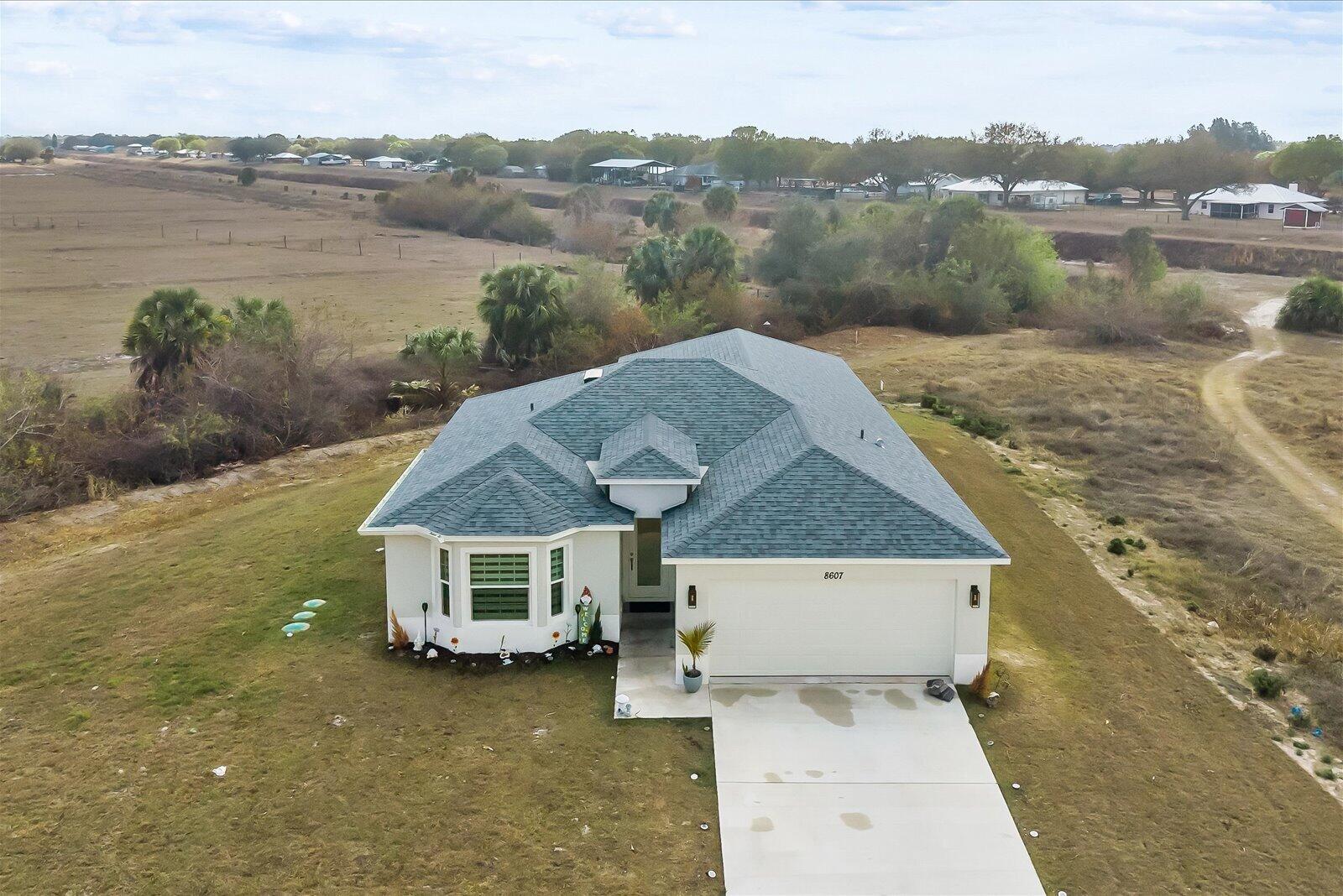 EDGEWATER ACRES - Residential