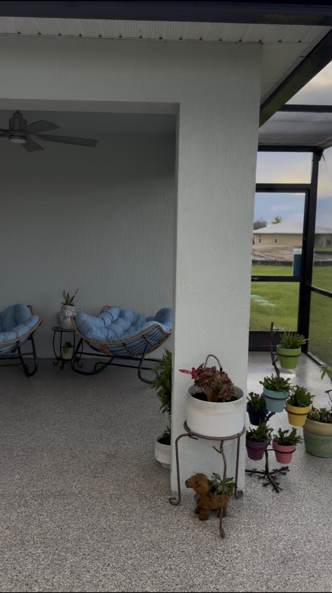 EDGEWATER ACRES - Residential