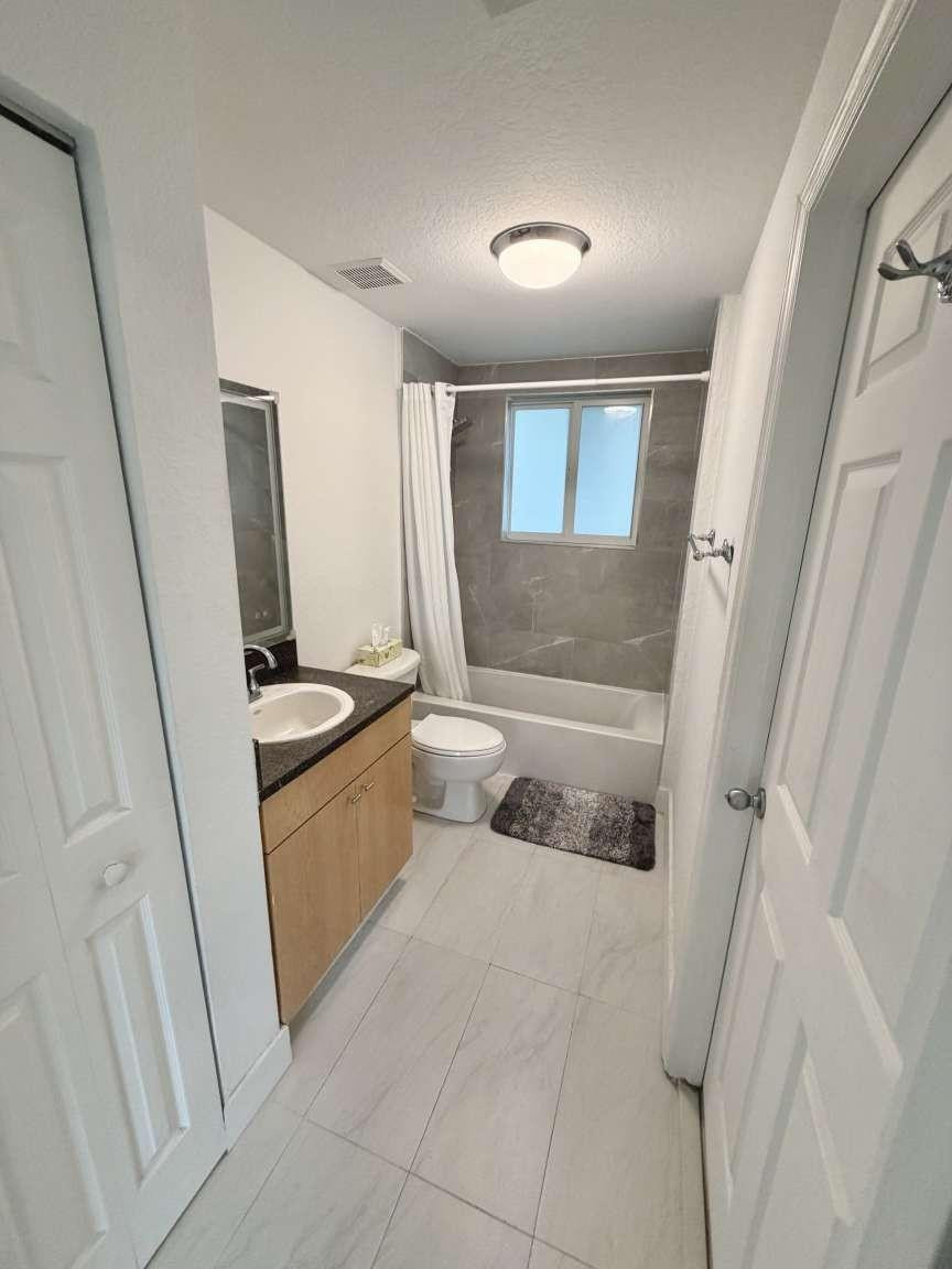 LE TERRACE CONDO - Residential