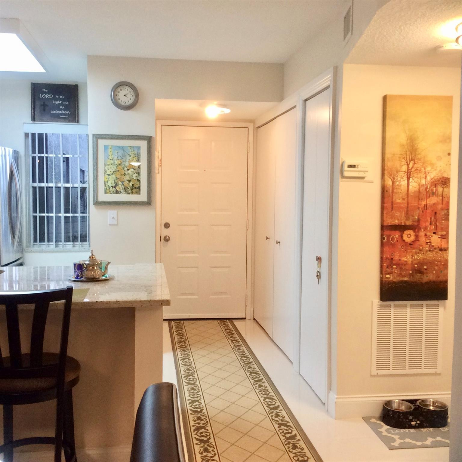 CYPRESS BEND CONDOMINIUM V - Residential Lease